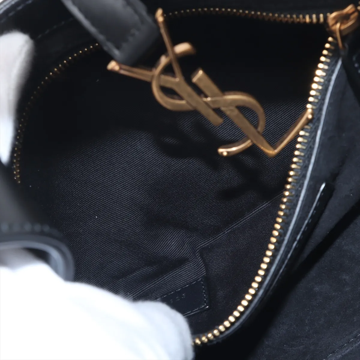 Le Saint Cassette Leather Shoulder Bag Black 657228 — view 8