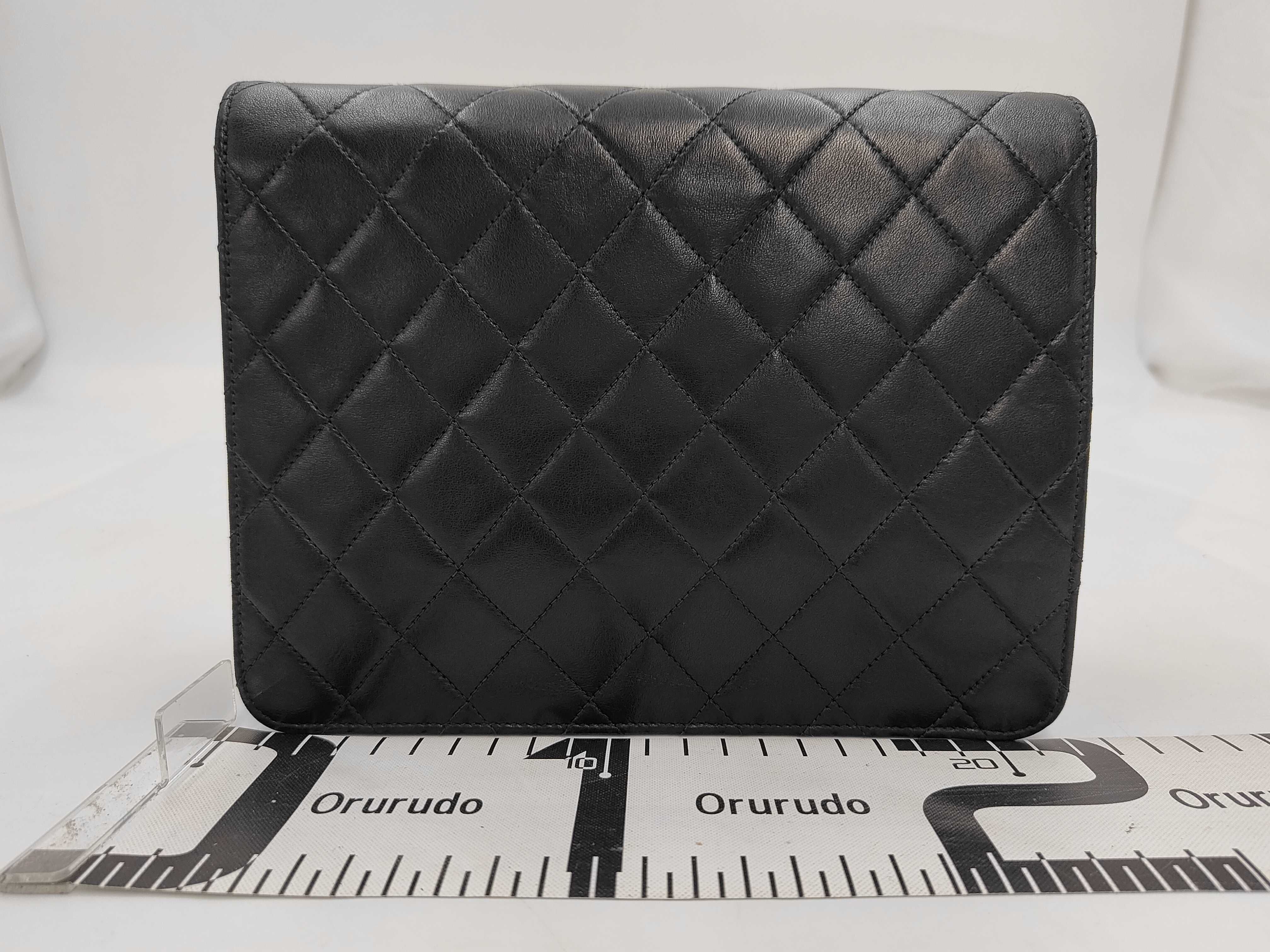 Matelassé Coco Mark Push-Lock Lambskin Chain Shoulder Bag — view 2