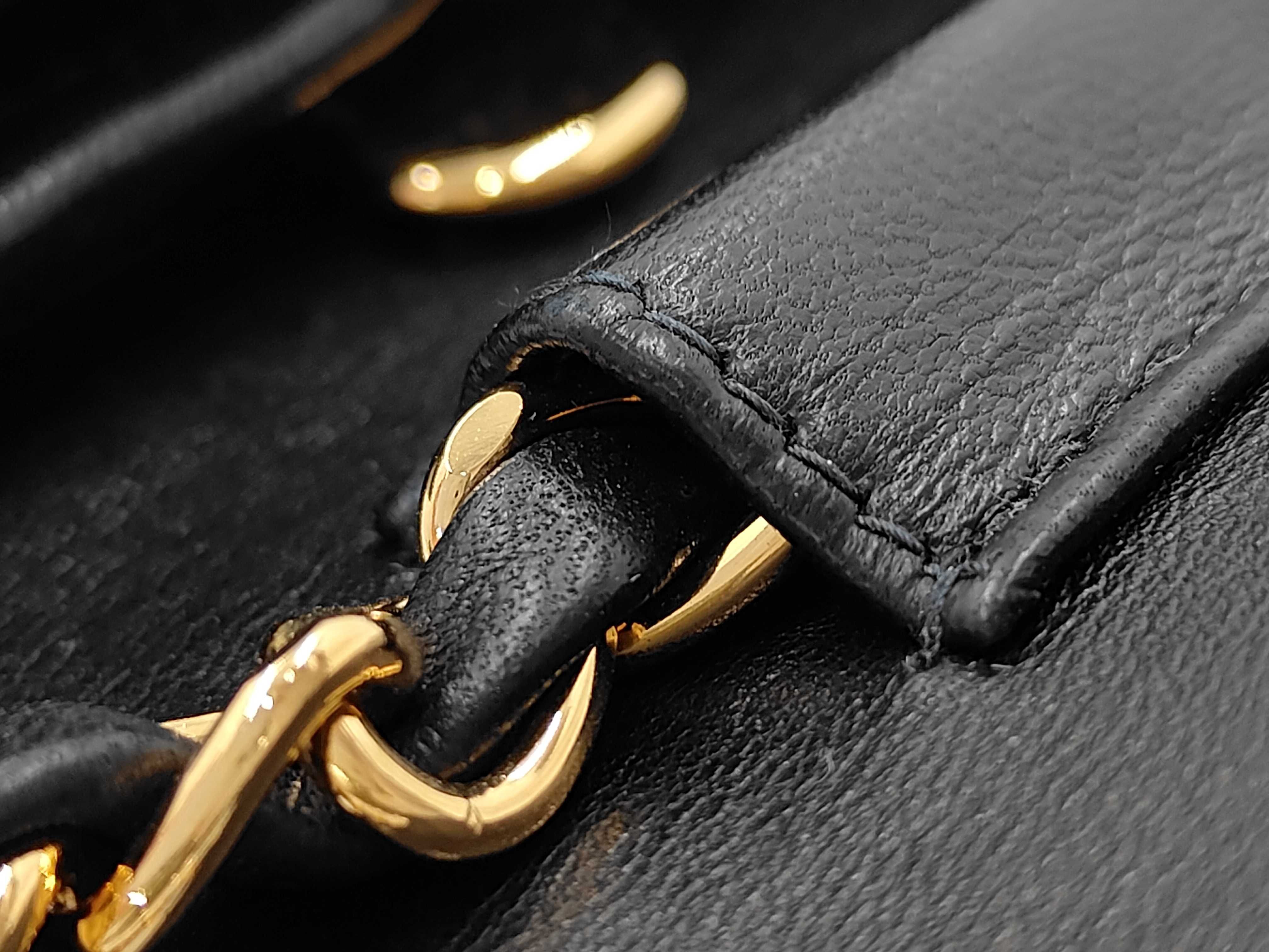 Matelassé Coco Mark Push-Lock Lambskin Chain Shoulder Bag — view 7