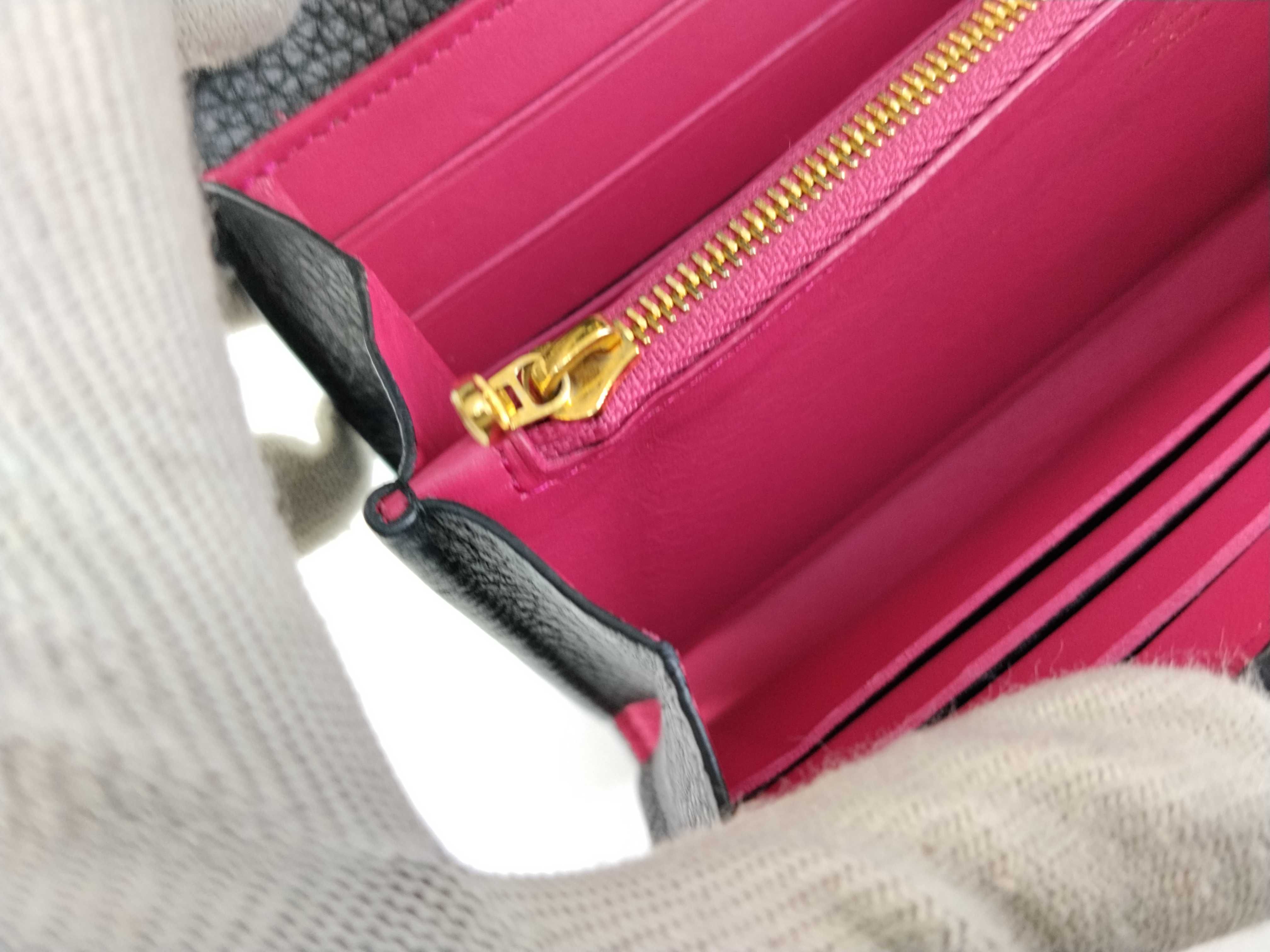 Essential Portefeuille Capucines Black x Pink M61248 NZ4158 Wallet — view 12