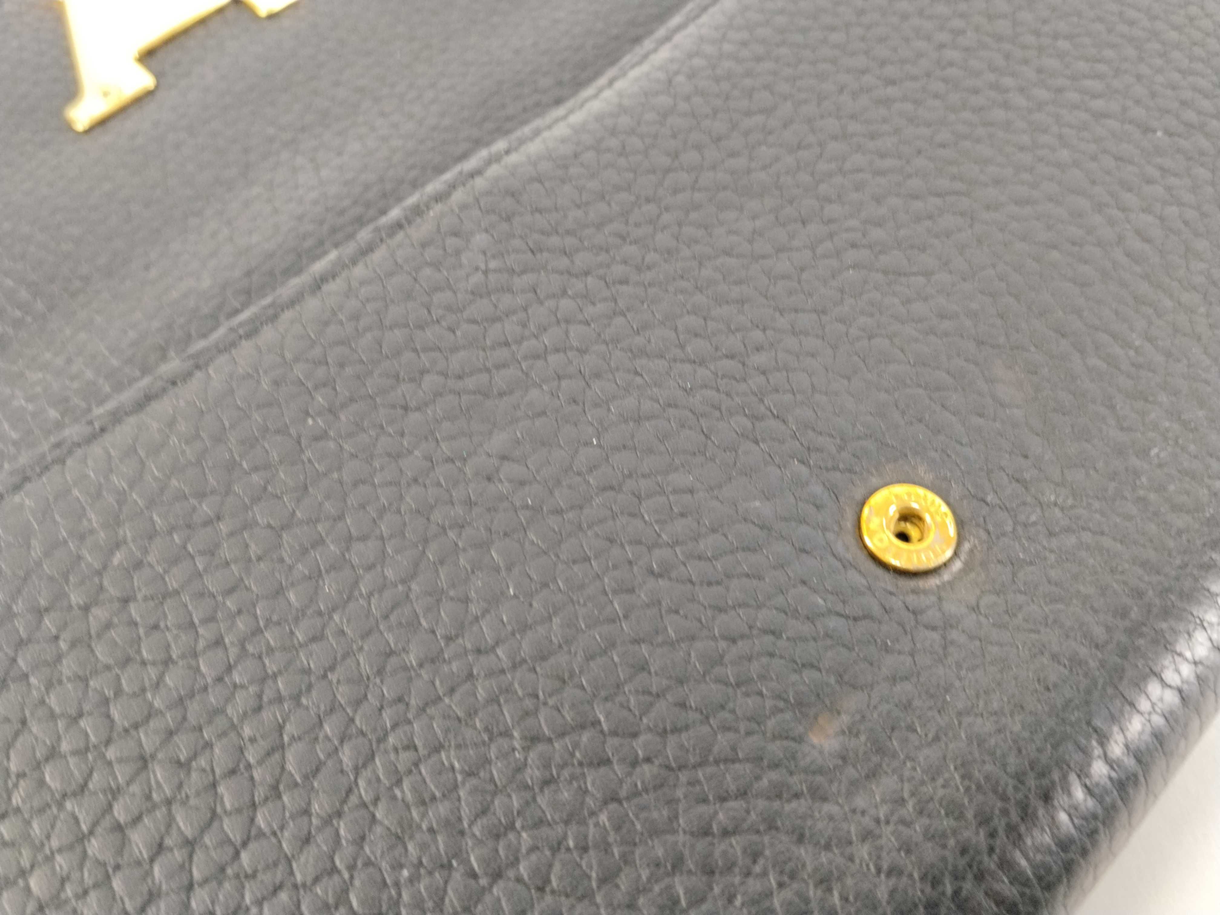 Essential Portefeuille Capucines Black x Pink M61248 NZ4158 Wallet — view 15