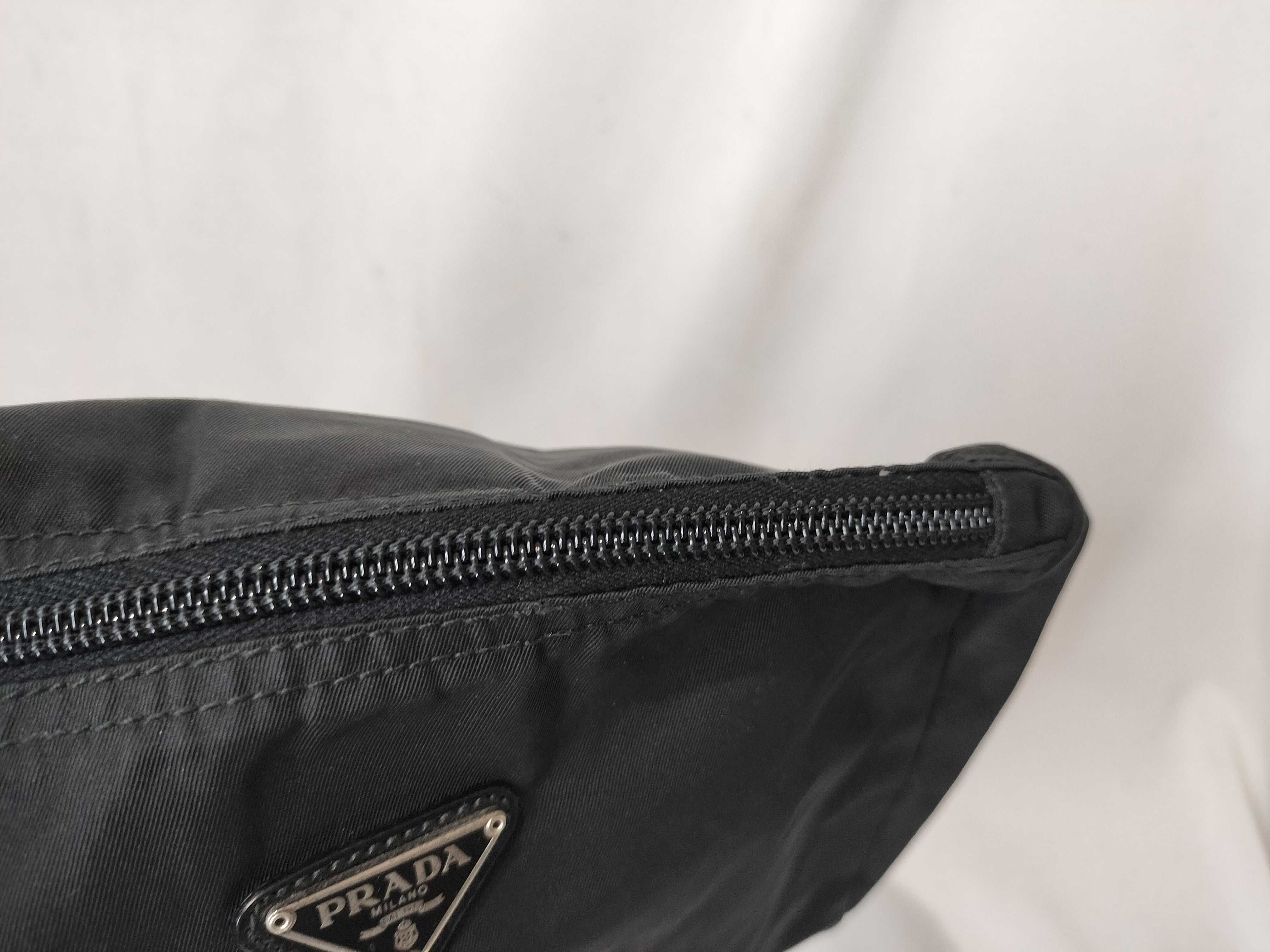 nylon pouch with triangular logo. — view 7