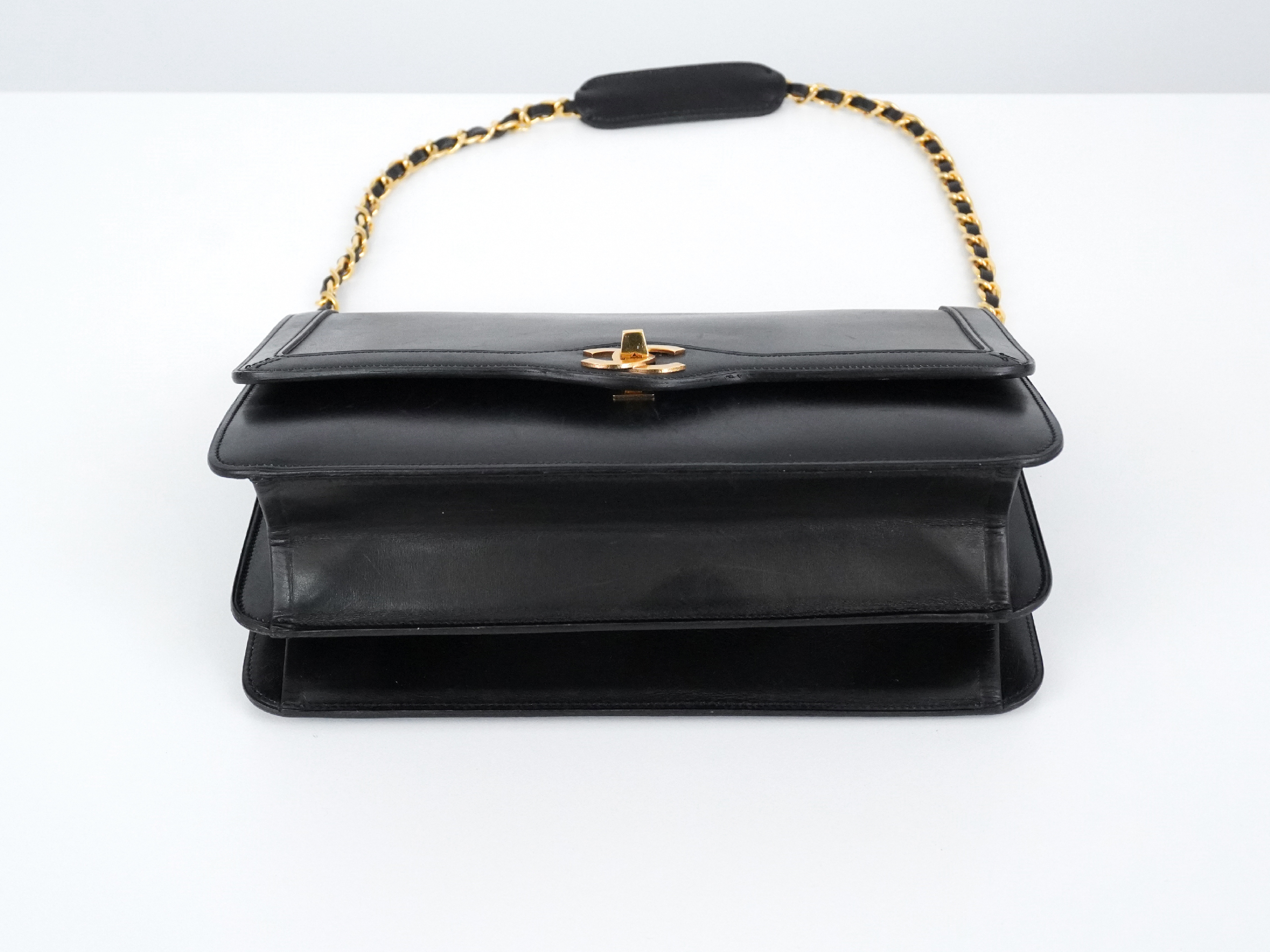 Single Flap Chain Shoulder Bag — view 13