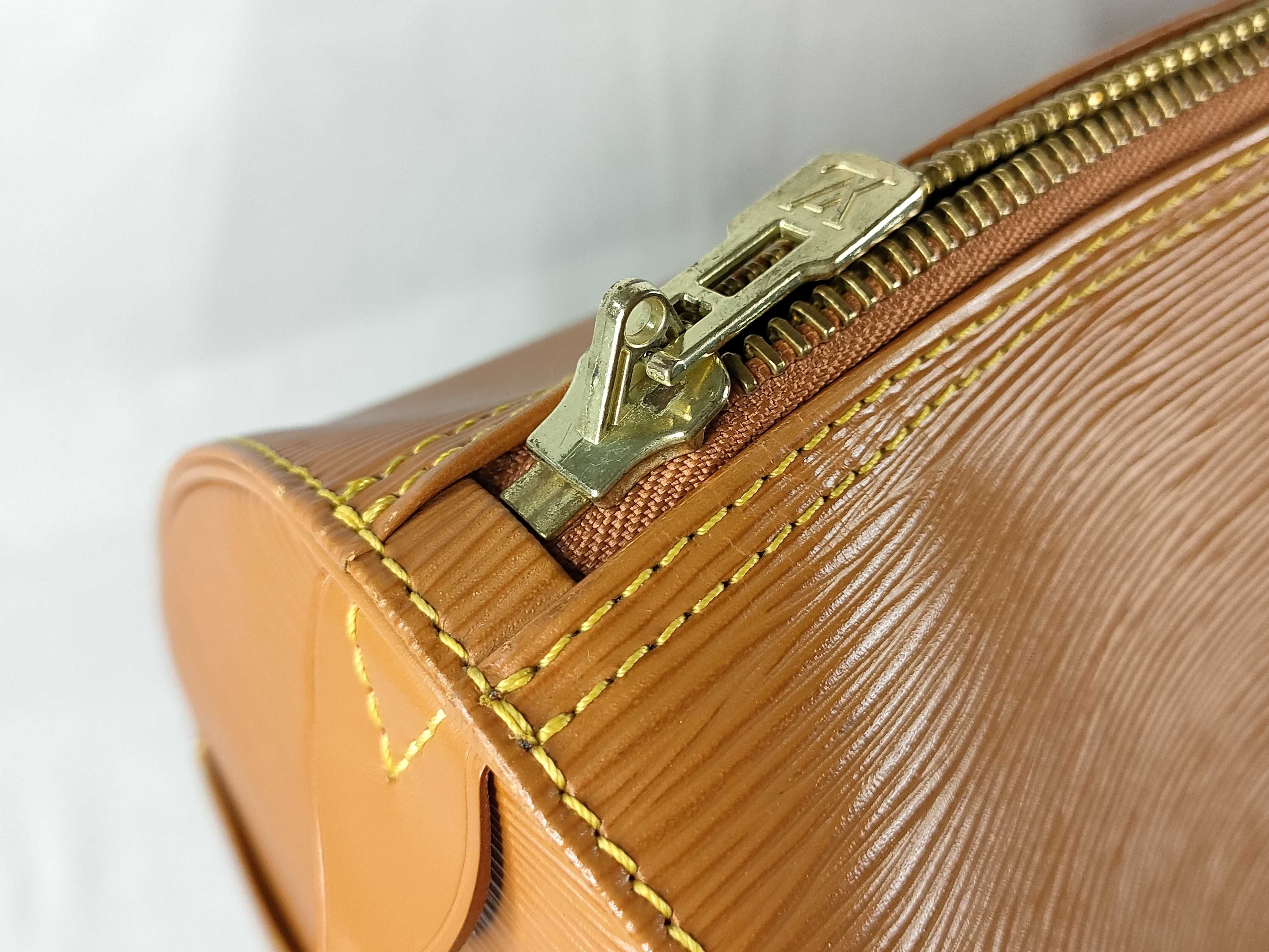 Epi Keepall 60 Boston Bag — view 13