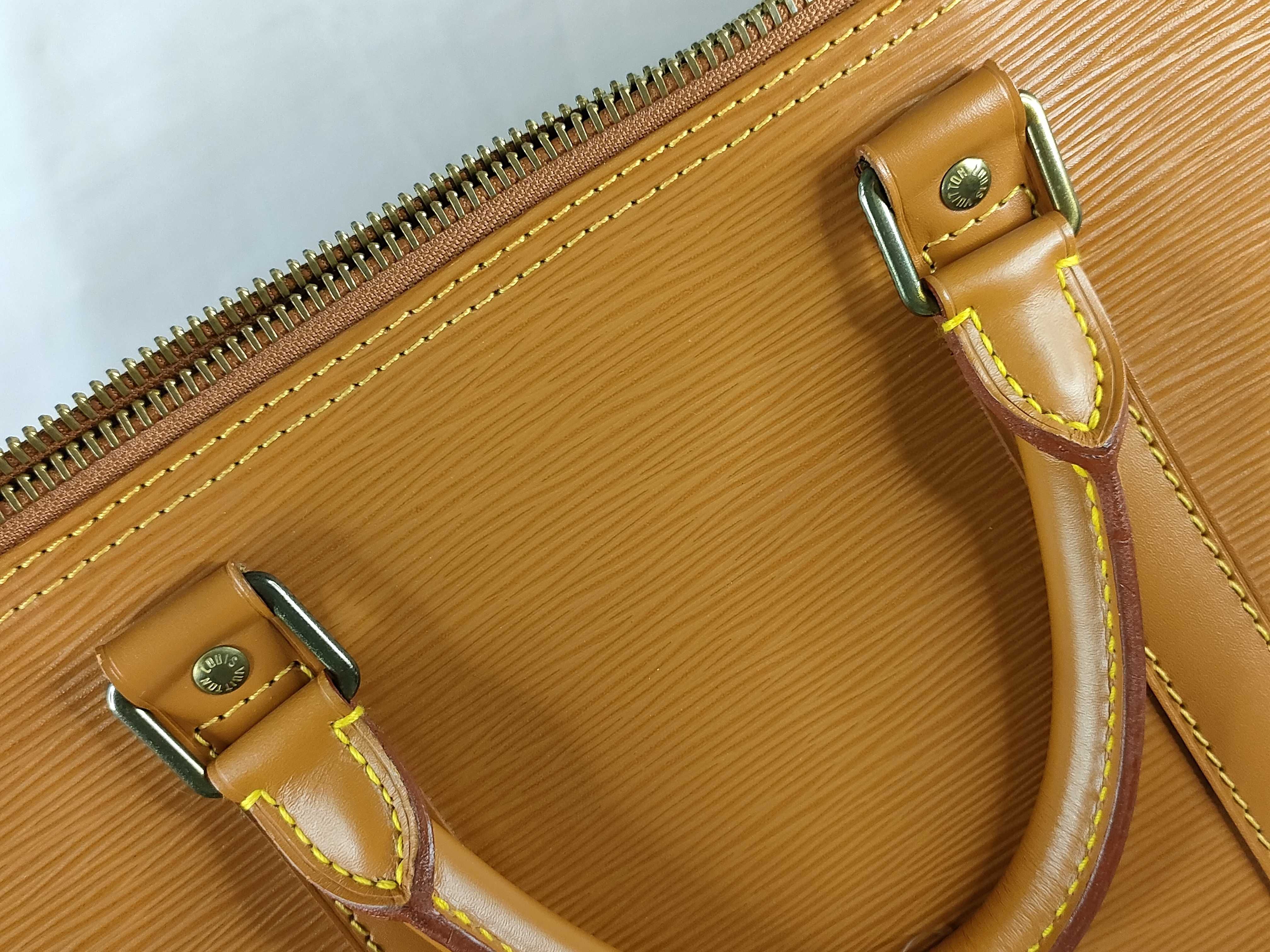 Epi Keepall 60 Boston Bag — view 14