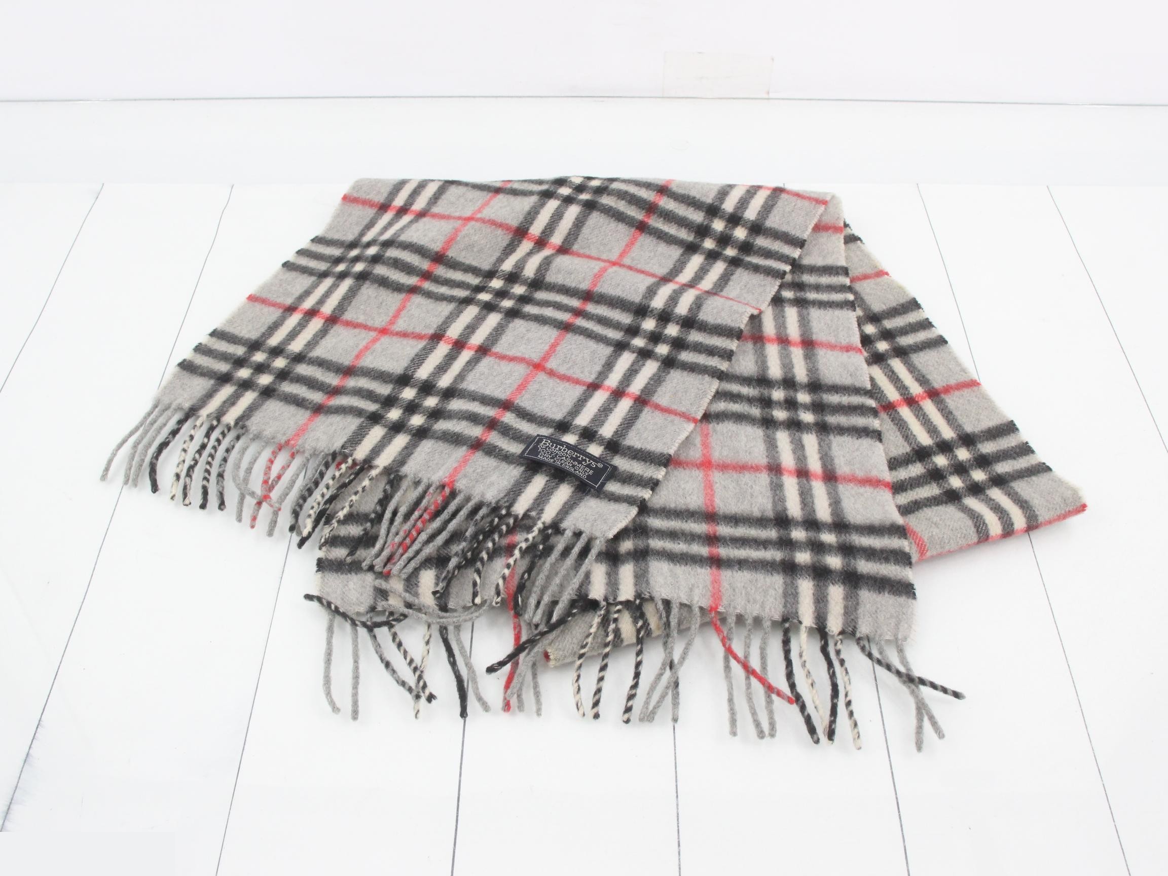 scarf — view 2