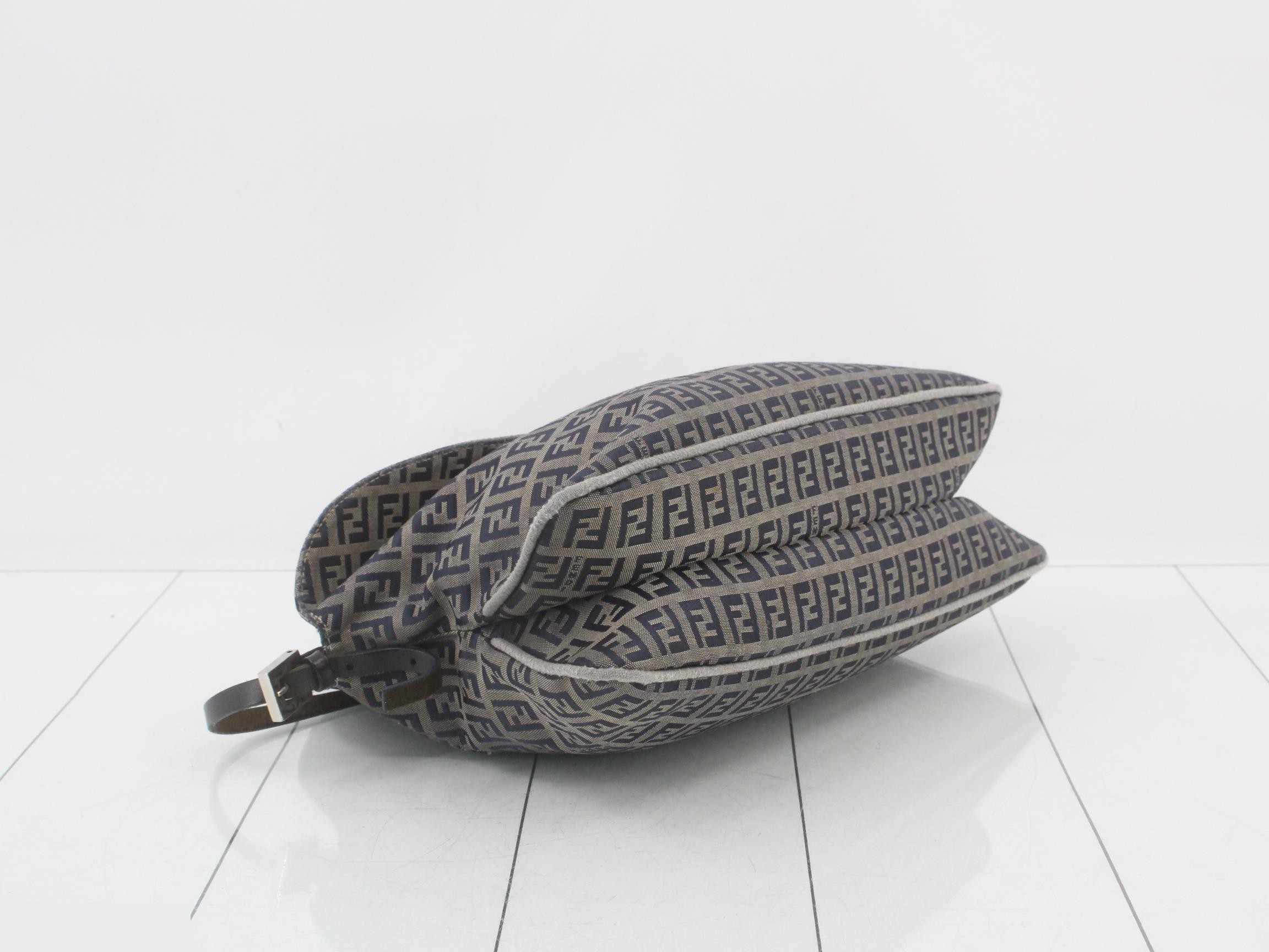 Mamma Bucket Zucchino Canvas x Leather Shoulder Bag — view 5