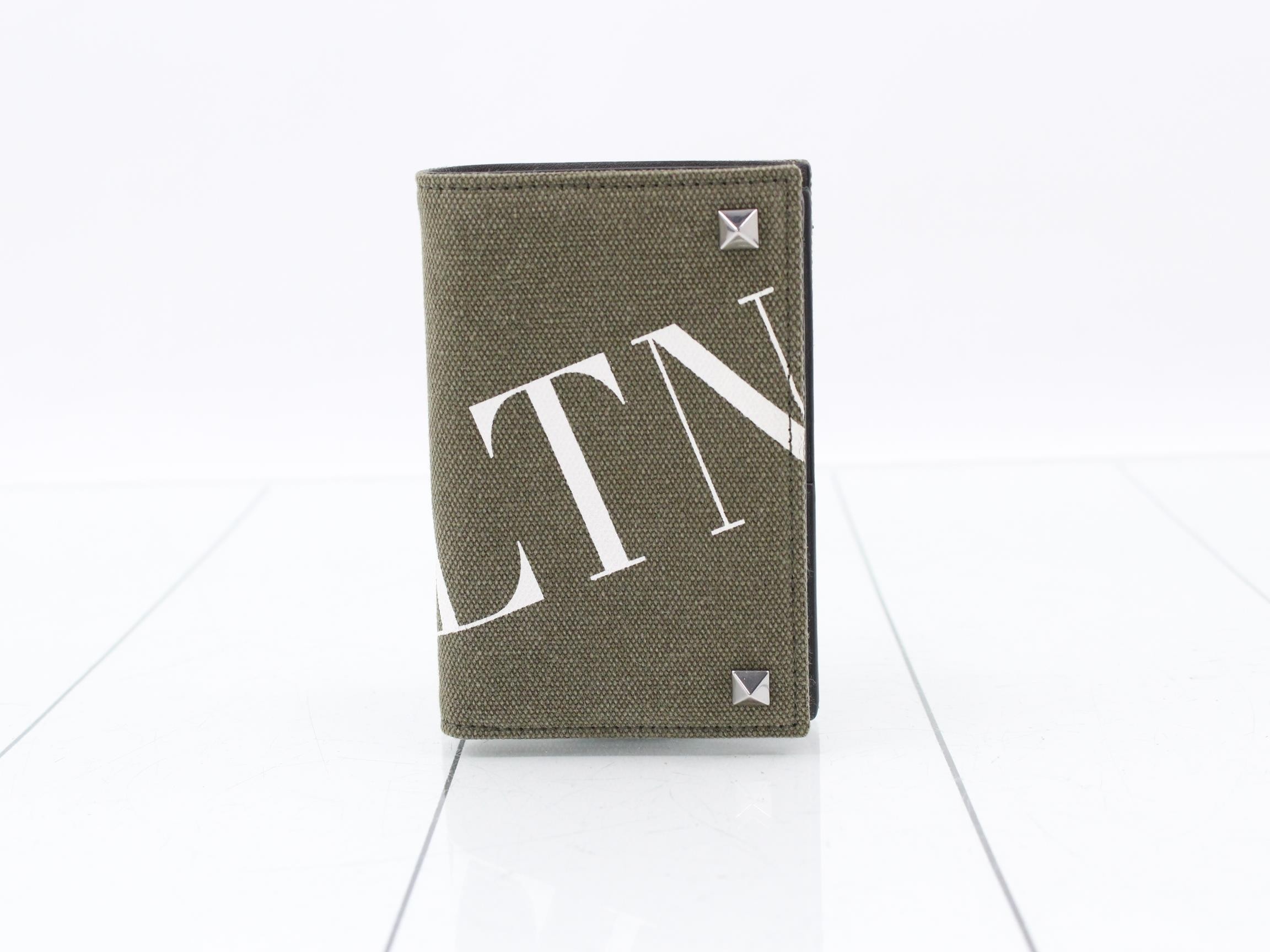 Card case, folding wallet — view 2