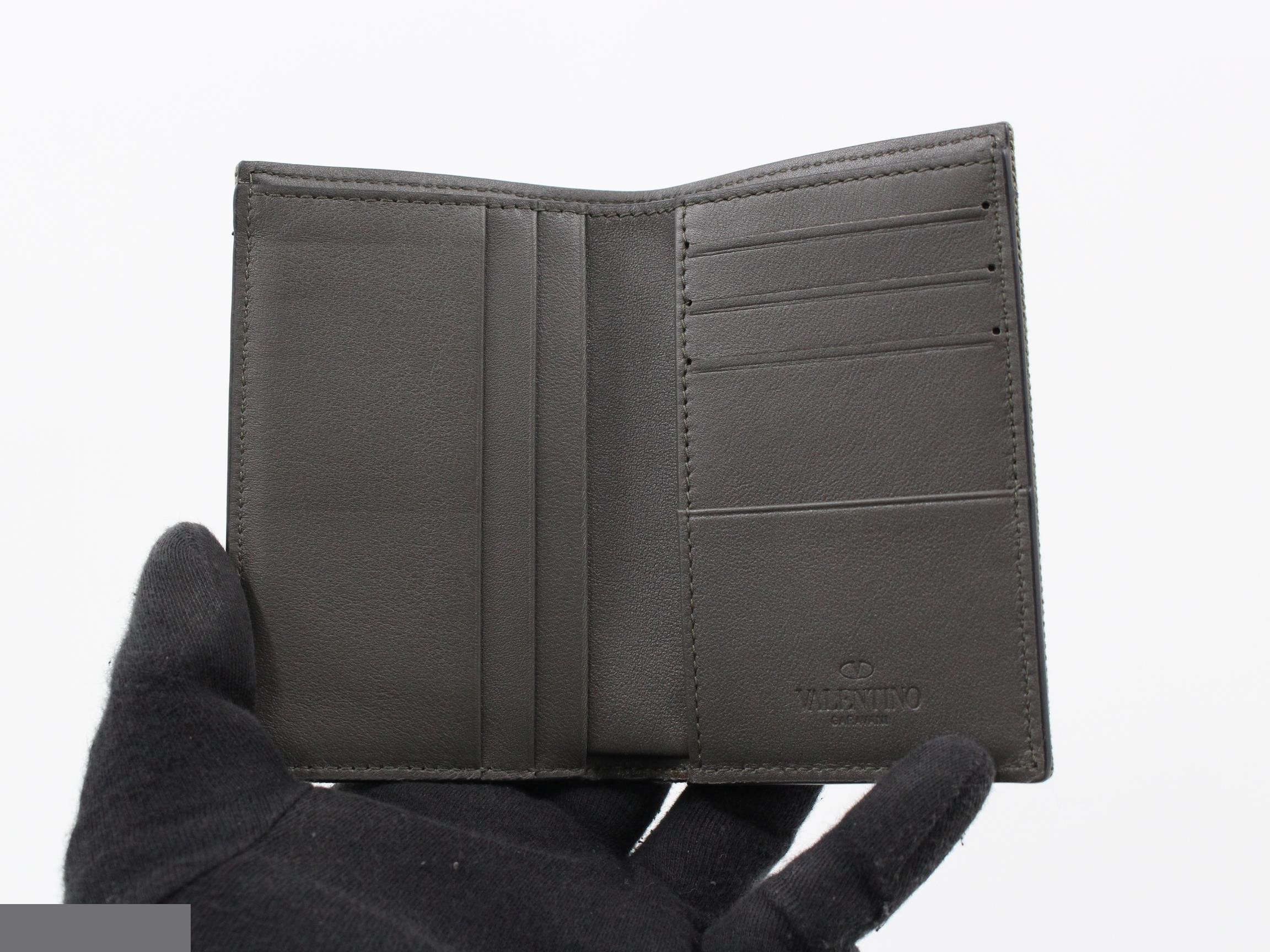 Card case, folding wallet — view 4