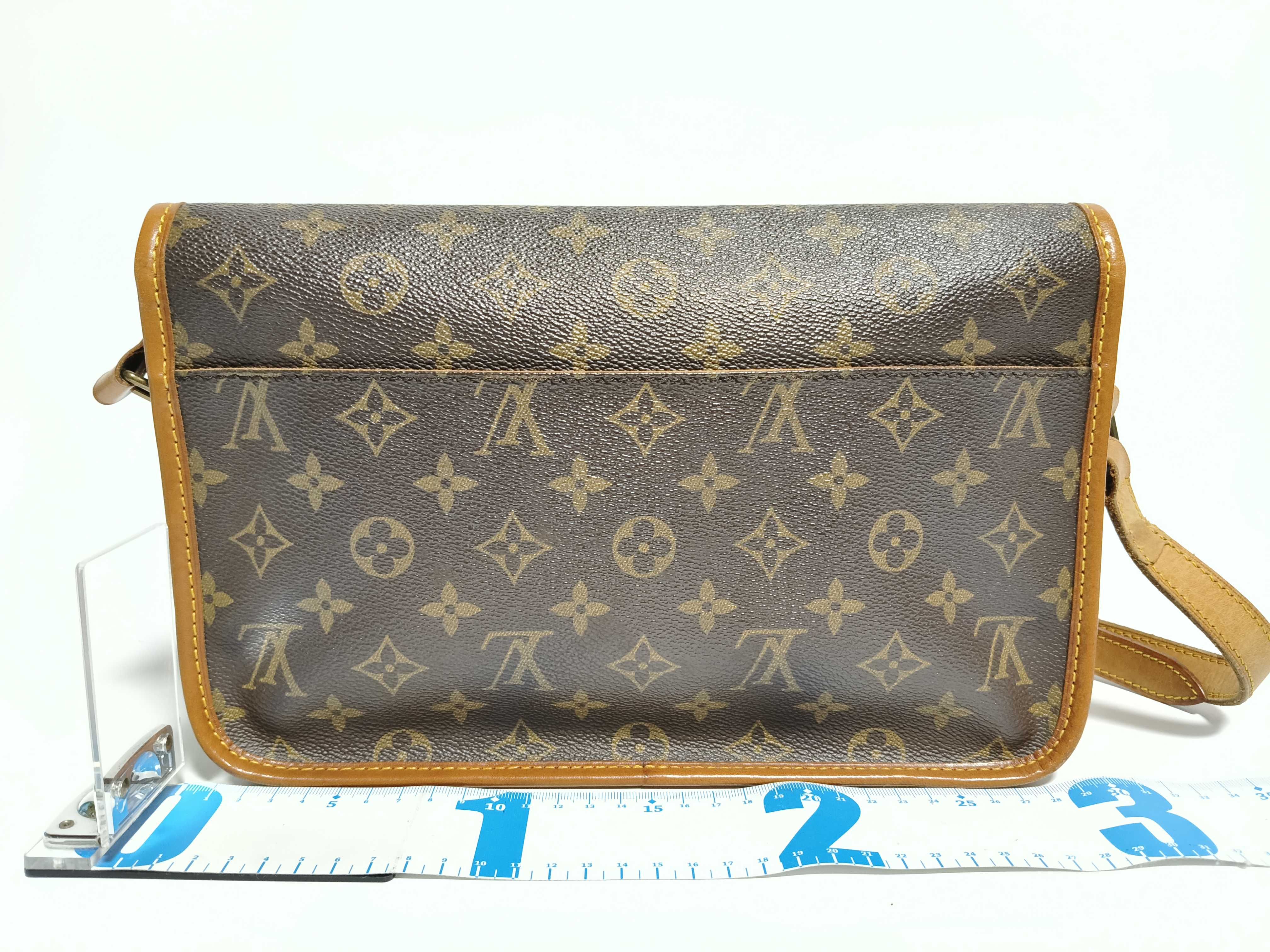 Monogram M42247 Monogram Gibeciere MM Shoulder Bag — view 2