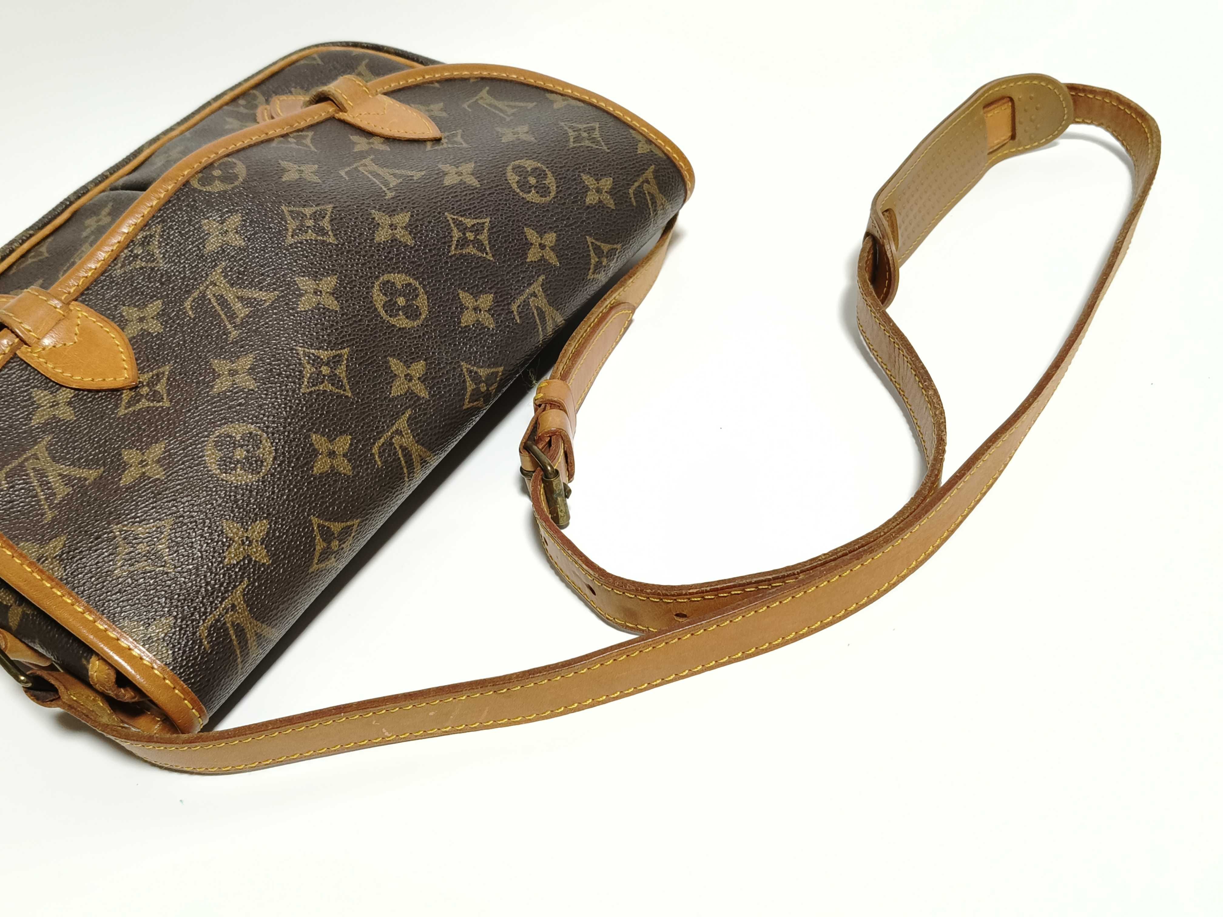 Monogram M42247 Monogram Gibeciere MM Shoulder Bag — view 3