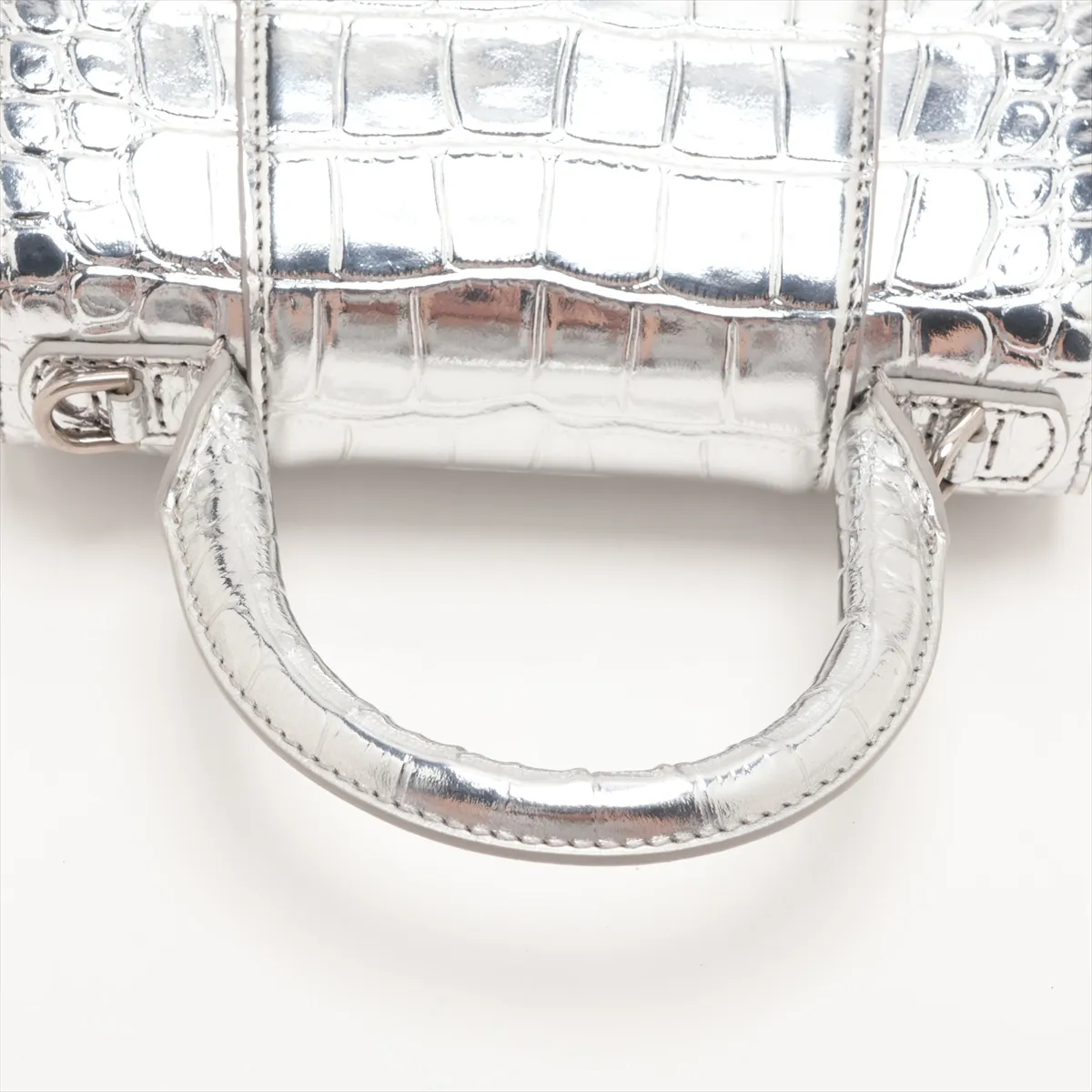 Hourglass XS 592833 Crocodile Embossed 2-Way Handbag Silver 592933. — view 5