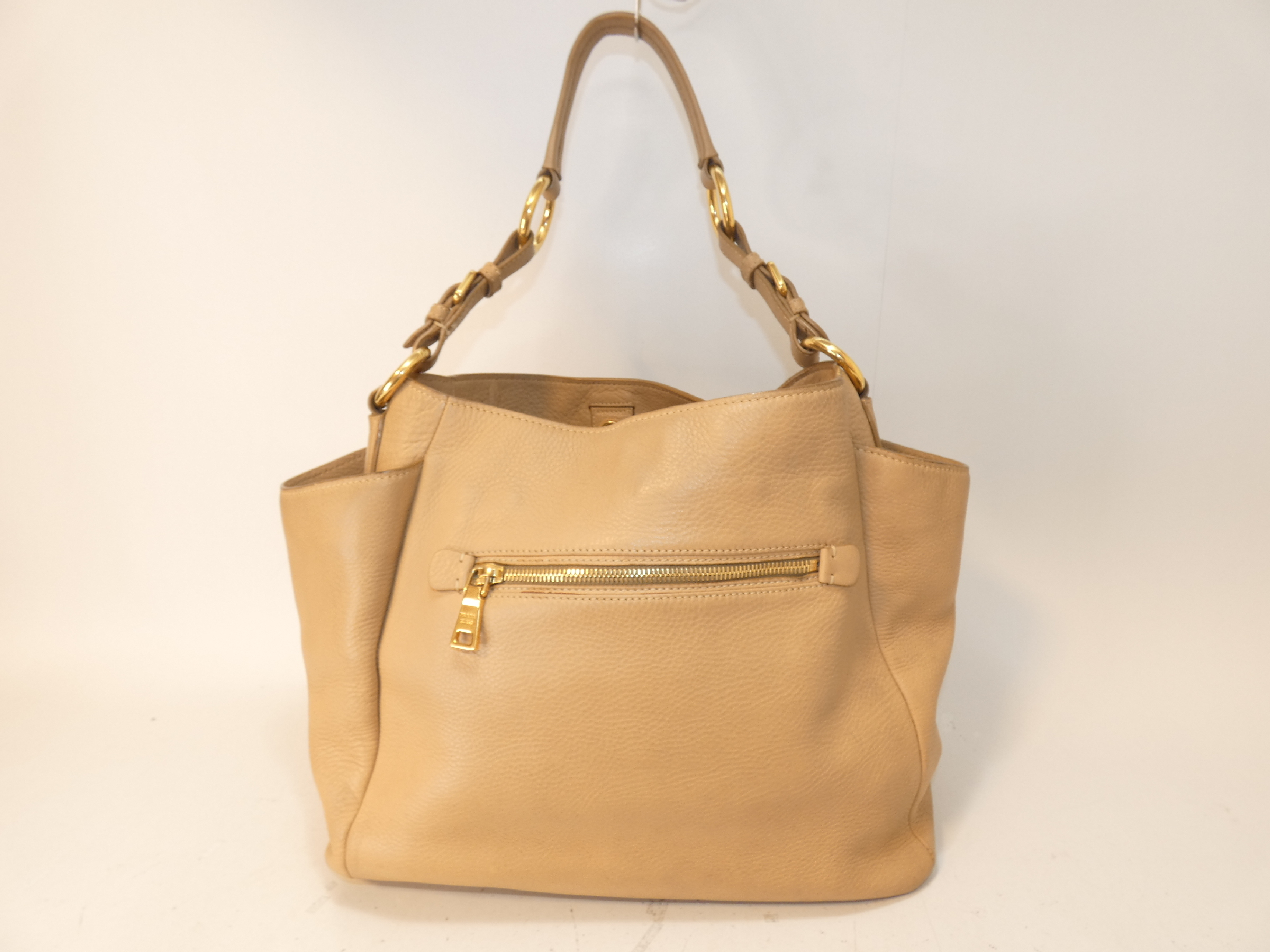 Vitello Beige One-Hand One-Shoulder Shoulder Bag — view 3