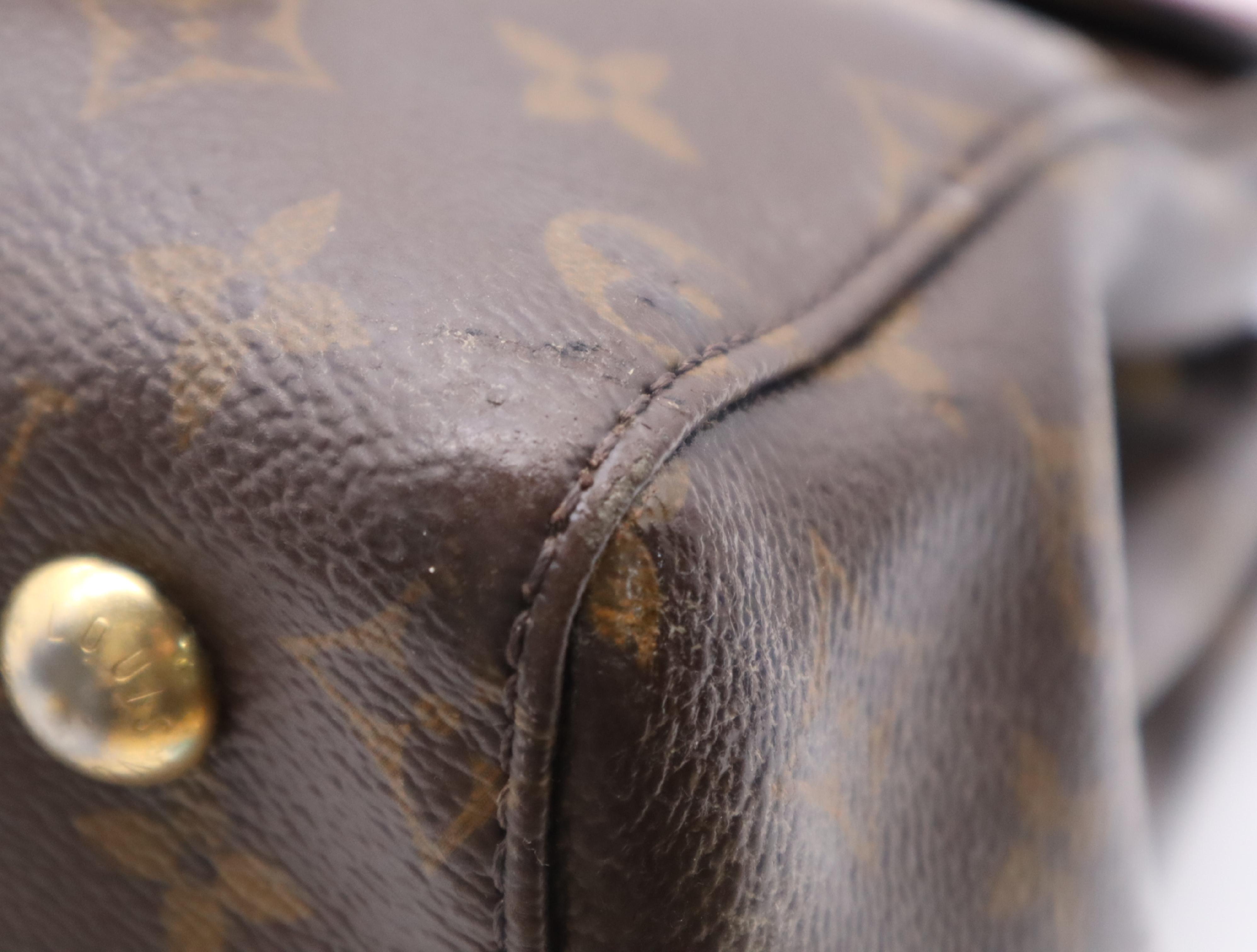 M41738 Monogram Venus Cerise Handbag with Shoulder Strap, Padlock, 2 Keys, and Clochette — view 7