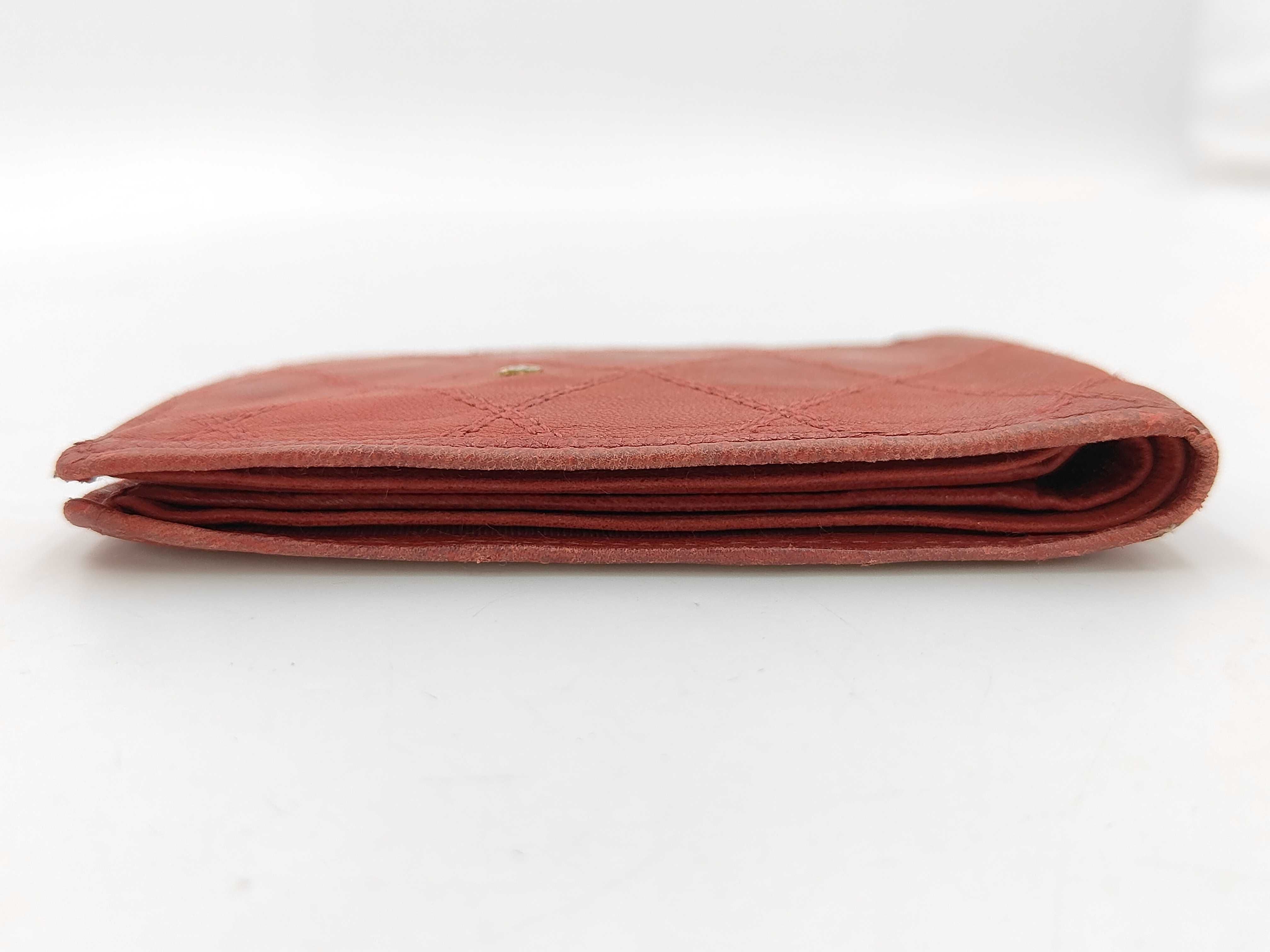 bi-fold wallet — view 7