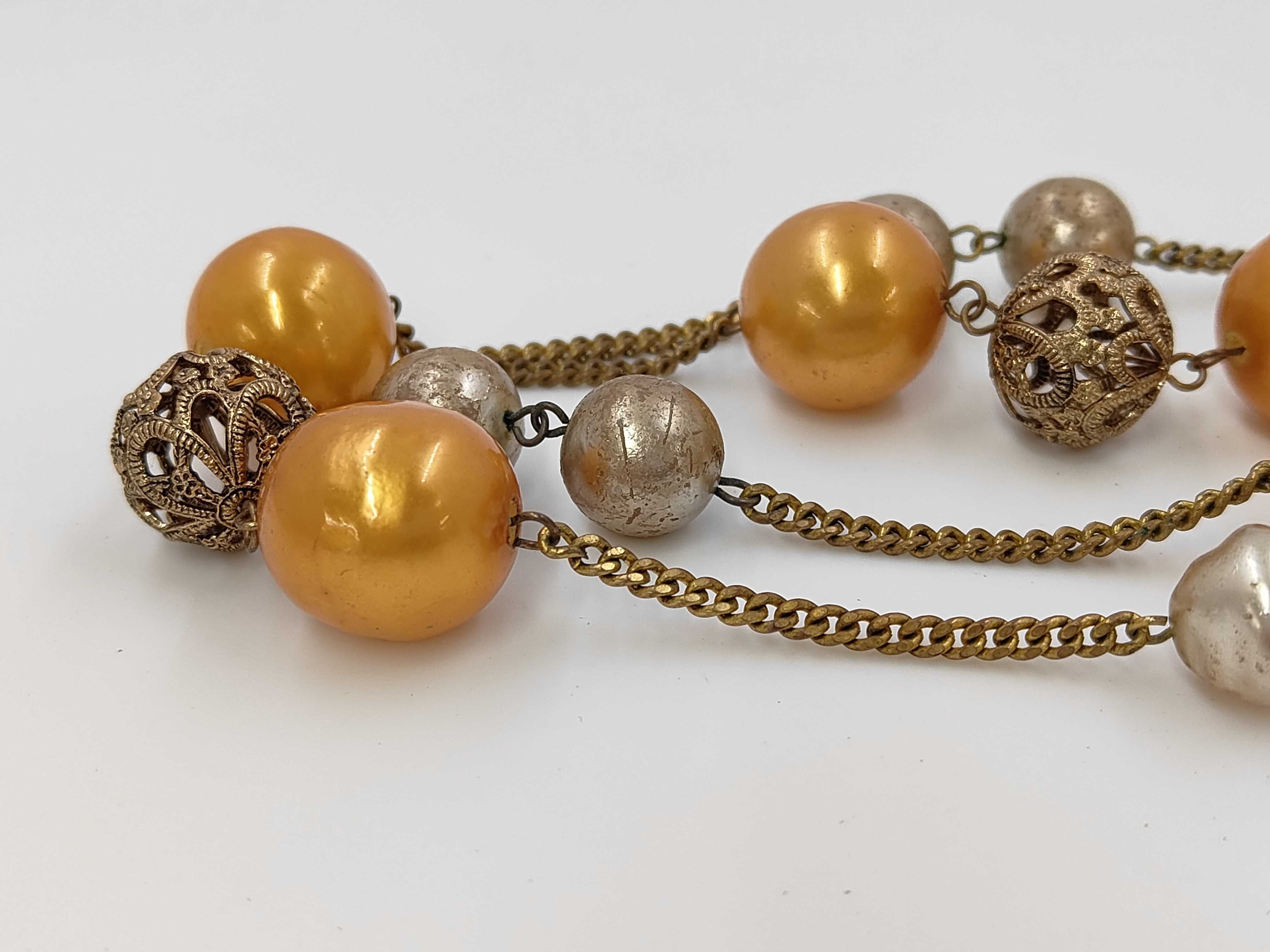 necklace — view 3