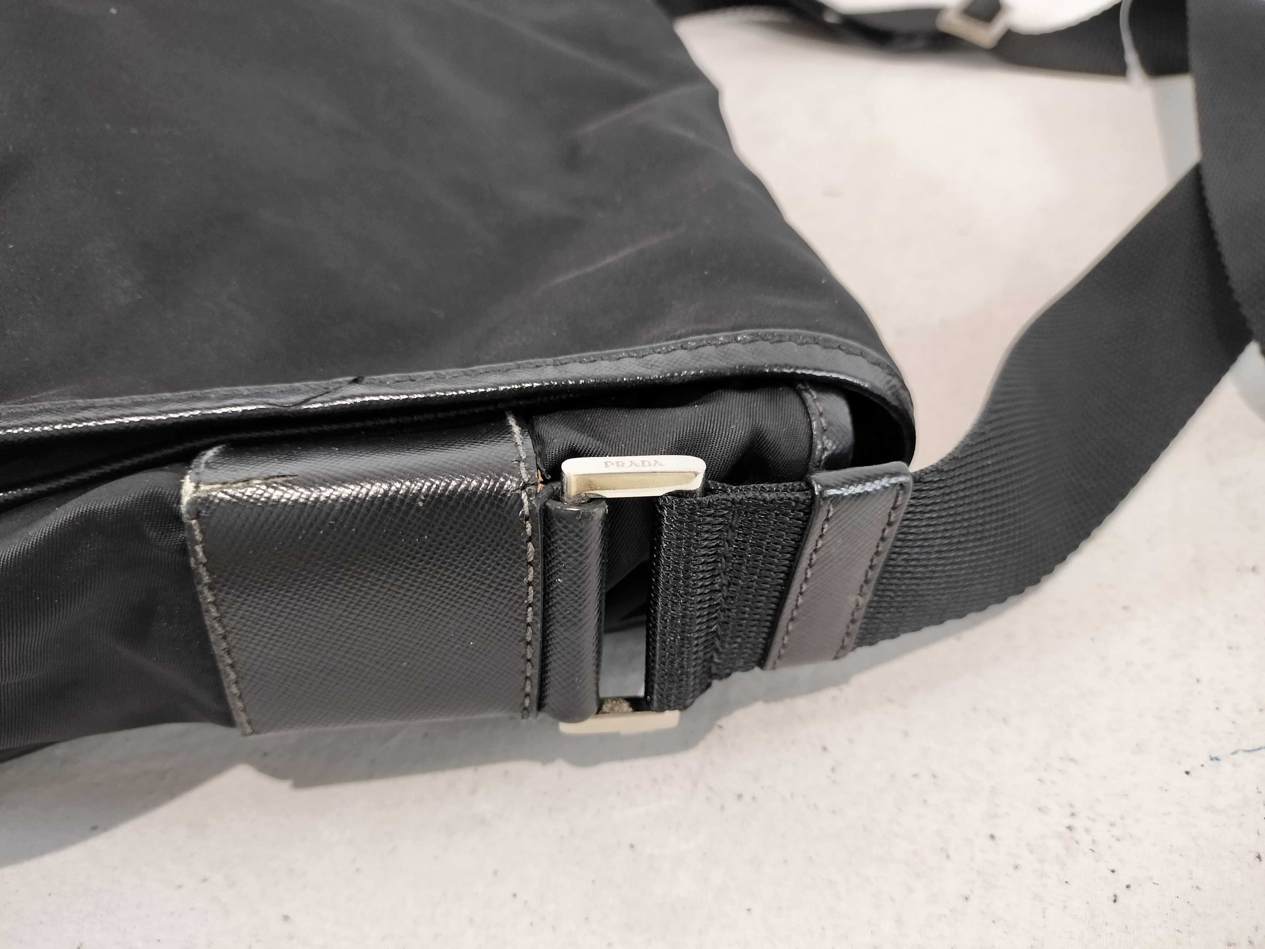 Nylon Messenger Bag Shoulder Bag — view 6
