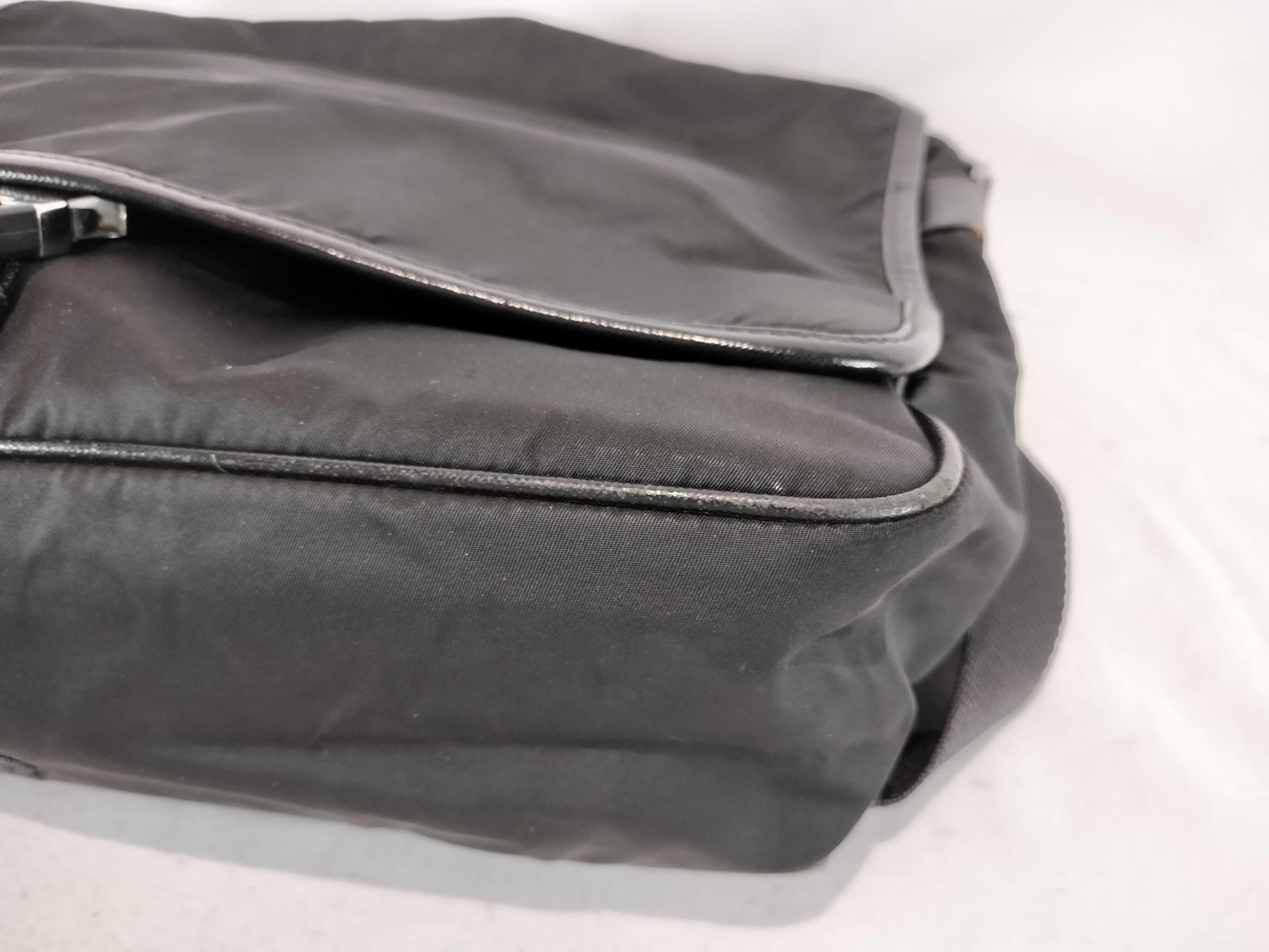Nylon Messenger Bag Shoulder Bag — view 7