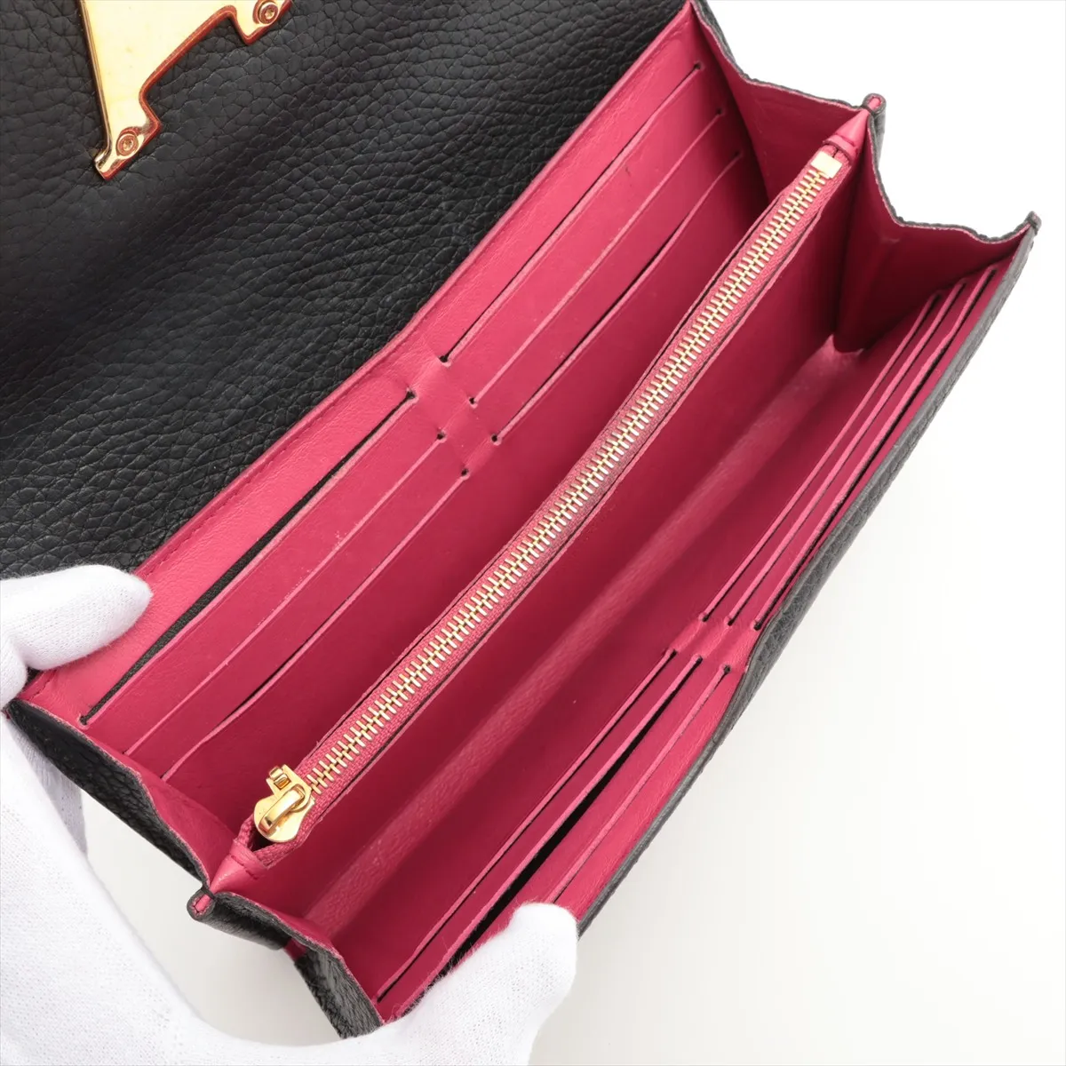Taurillon Portefeuille Capucines M61248 MI4116 Noir Long Wallet — view 4