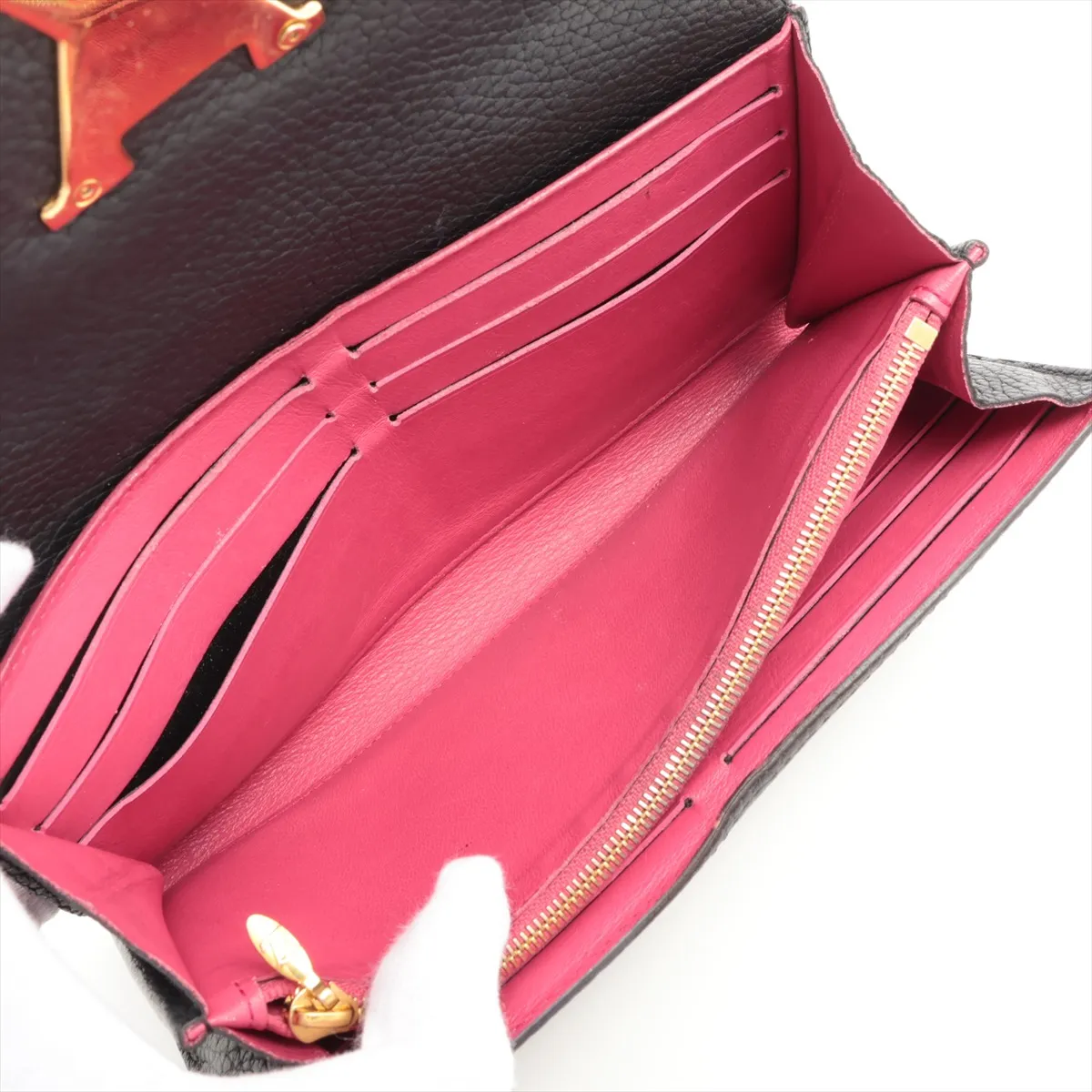 Taurillon Portefeuille Capucines M61248 MI4116 Noir Long Wallet — view 5