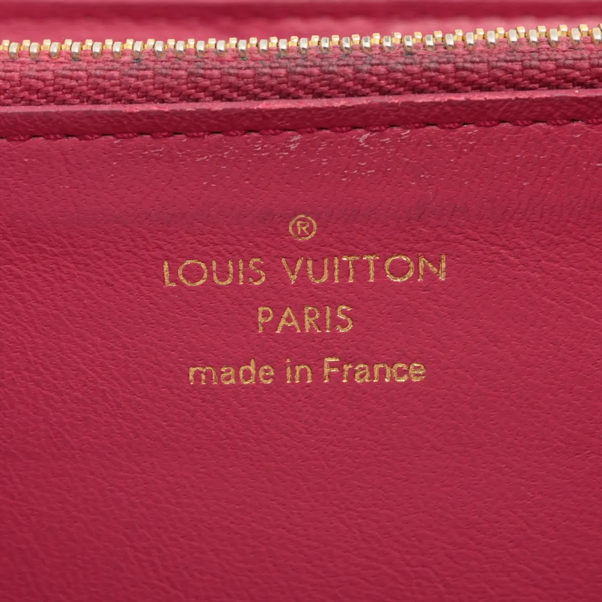 Taurillon Portefeuille Capucines M61248 MI4116 Noir Long Wallet — view 9