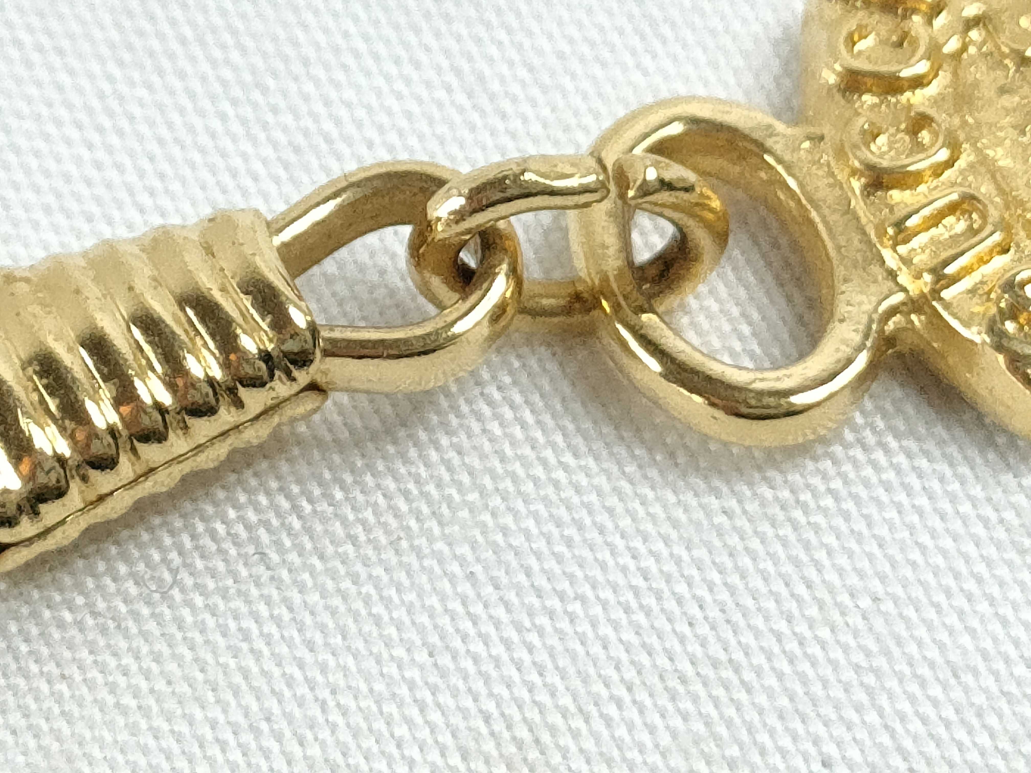 zipper pull charm — view 5