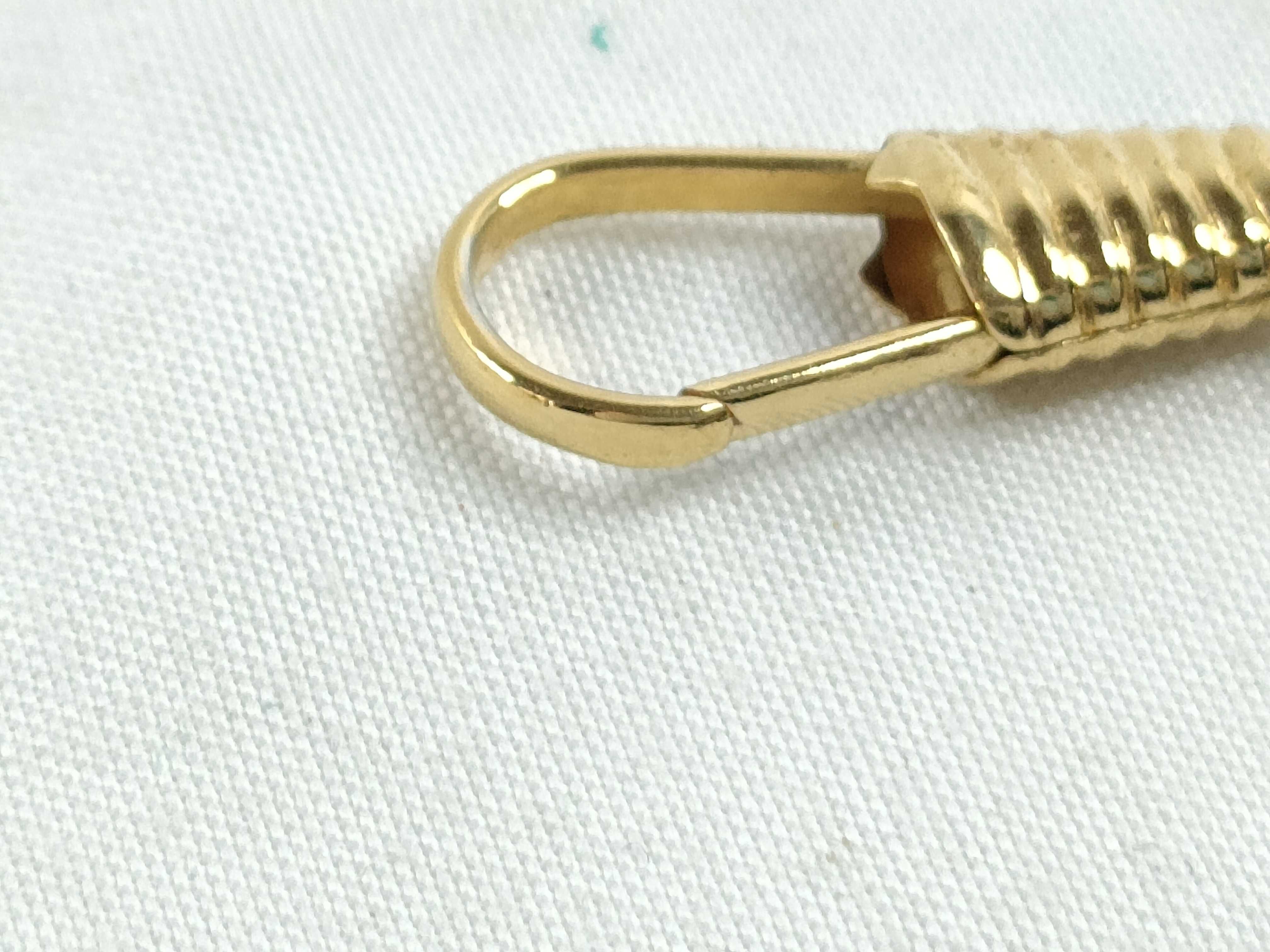 zipper pull charm — view 7