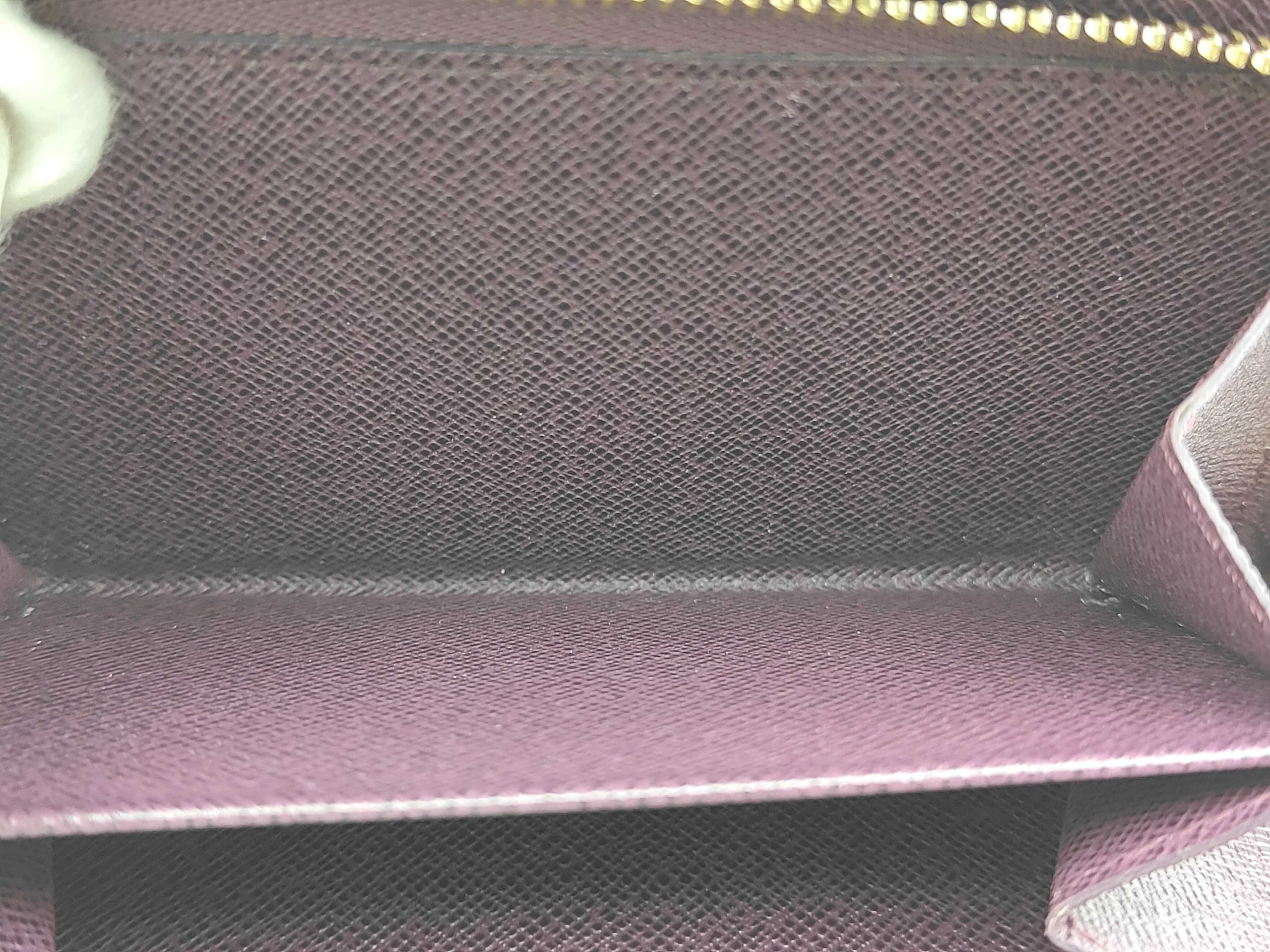 wallet — view 8