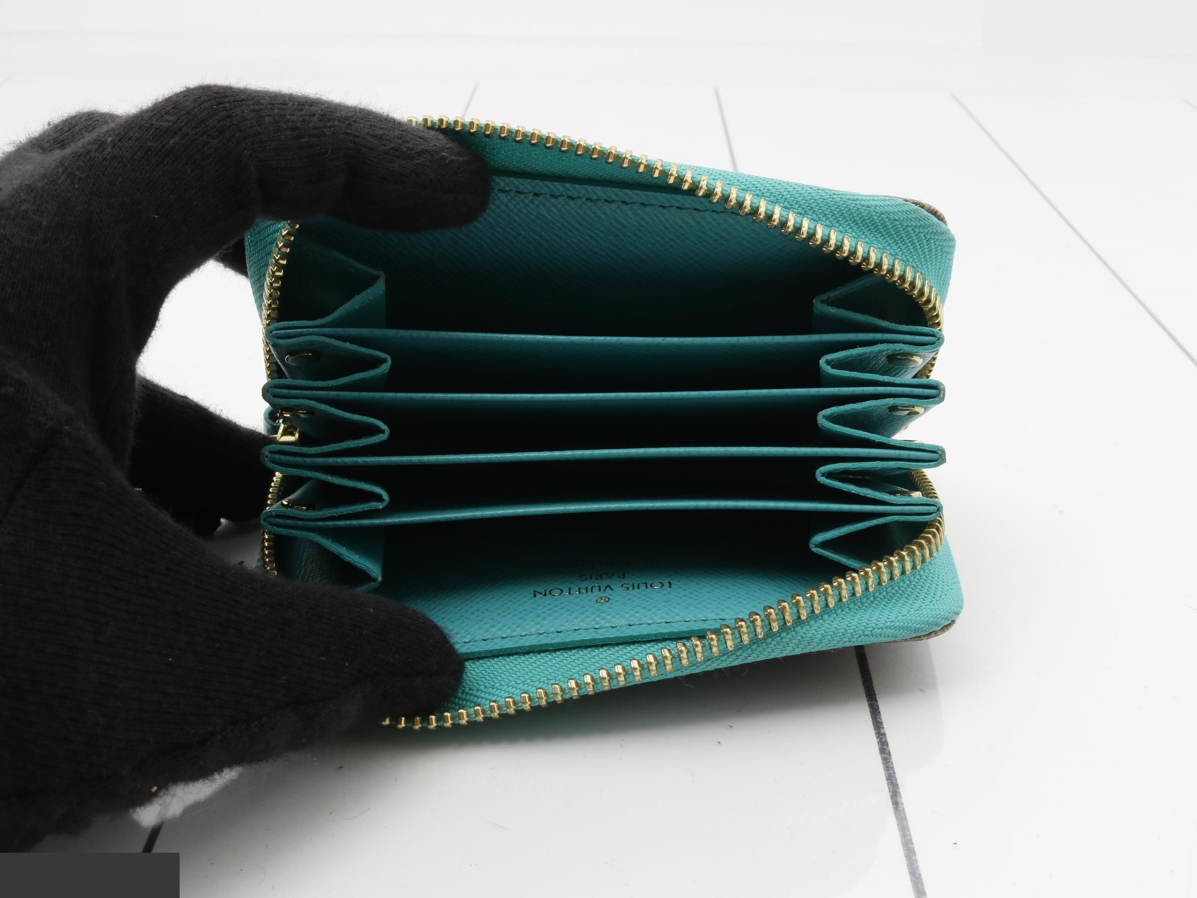 Multicart Turquoise Coin Case — view 4