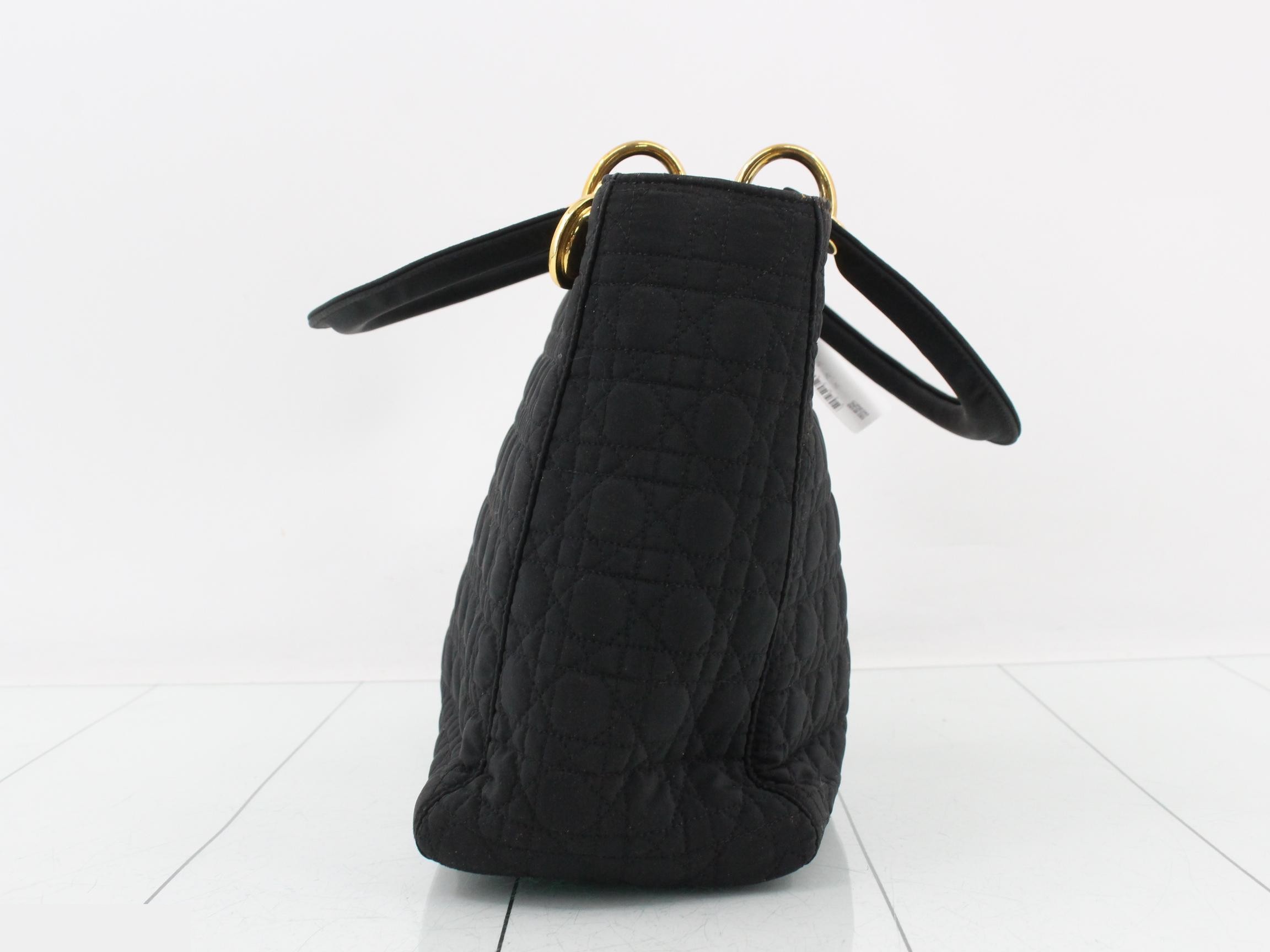 handbag — view 4
