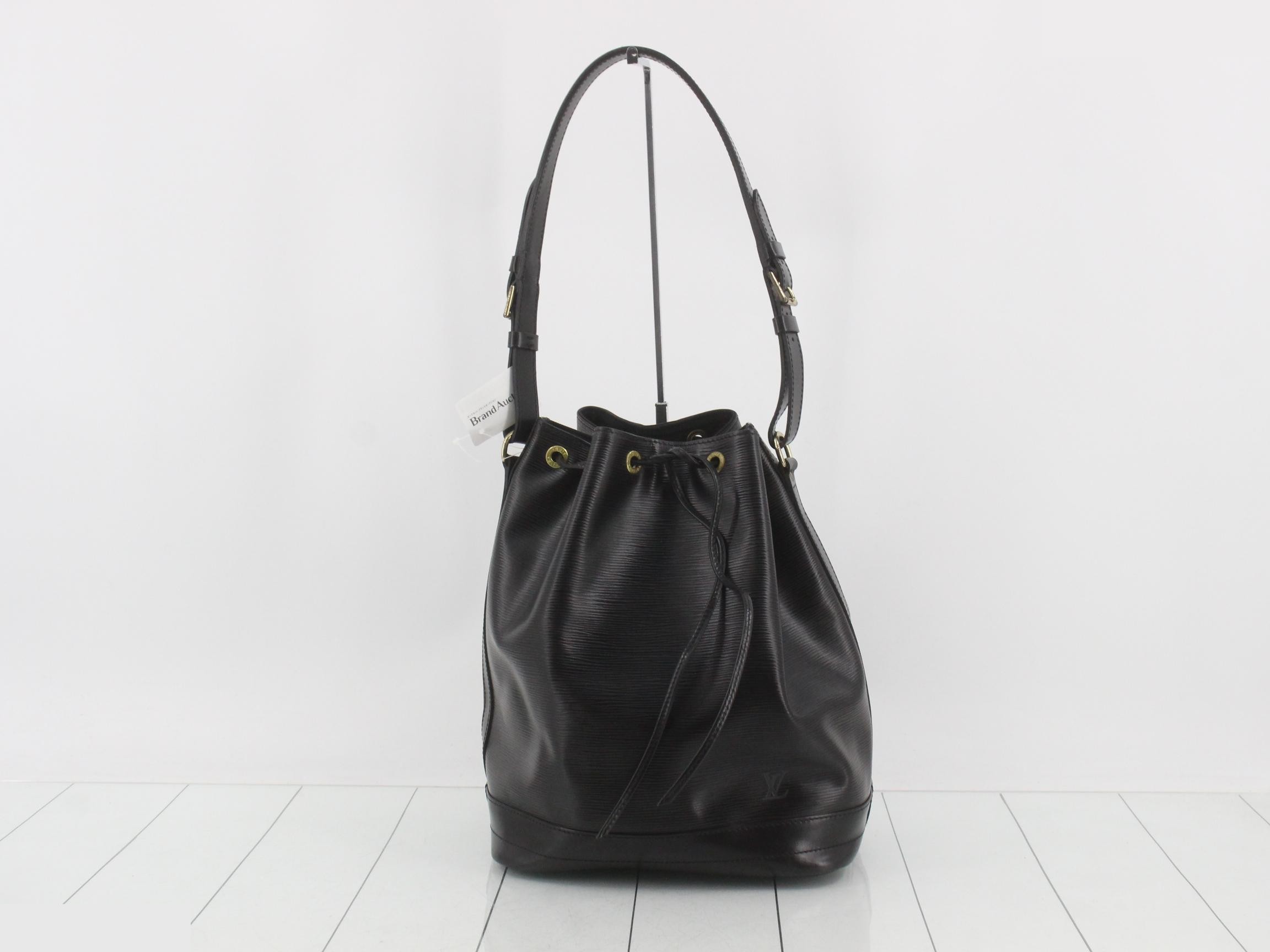 Noé Noir Epi Shoulder Bag 356