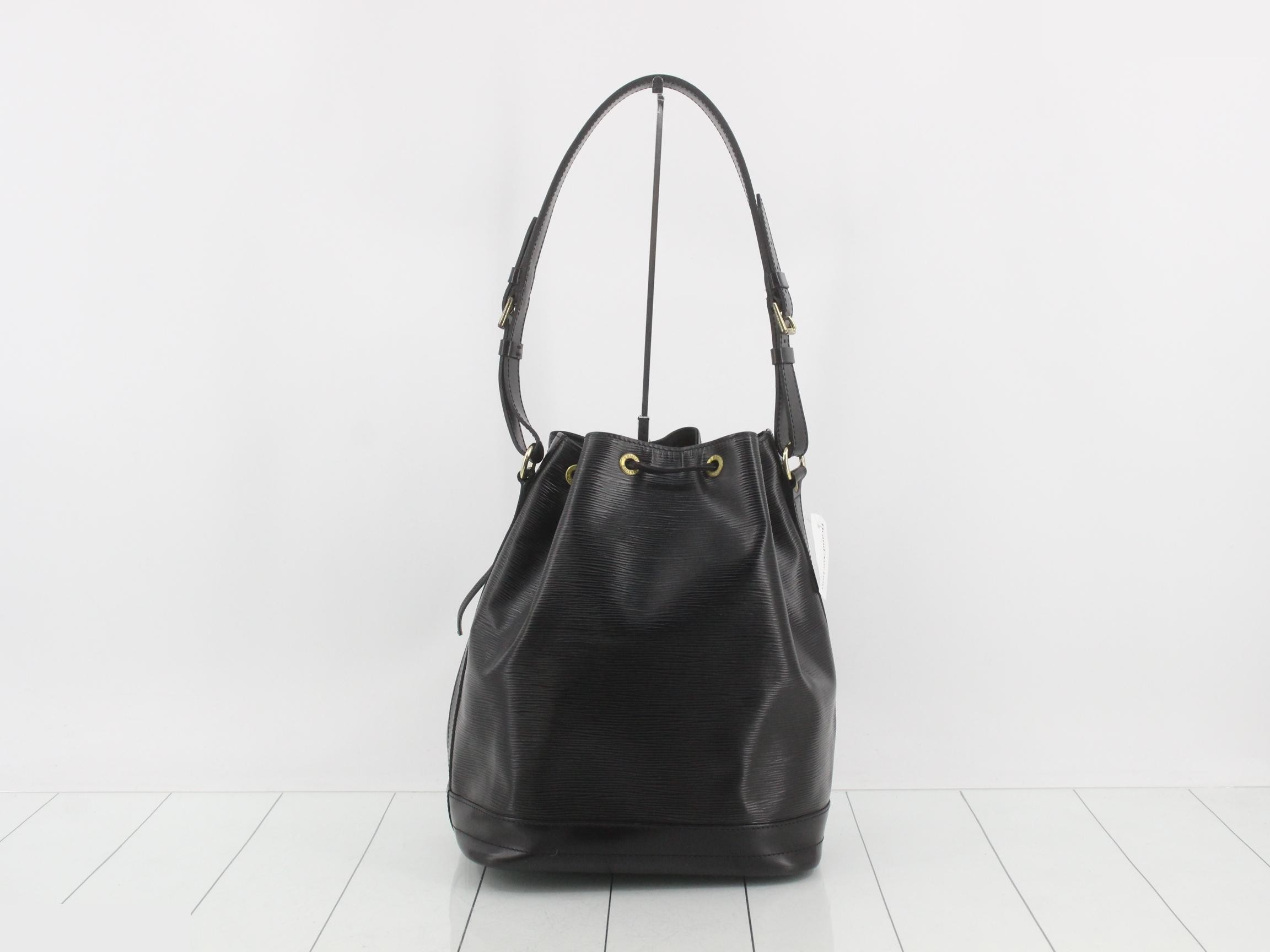 Noé Noir Epi Shoulder Bag 356 — view 2