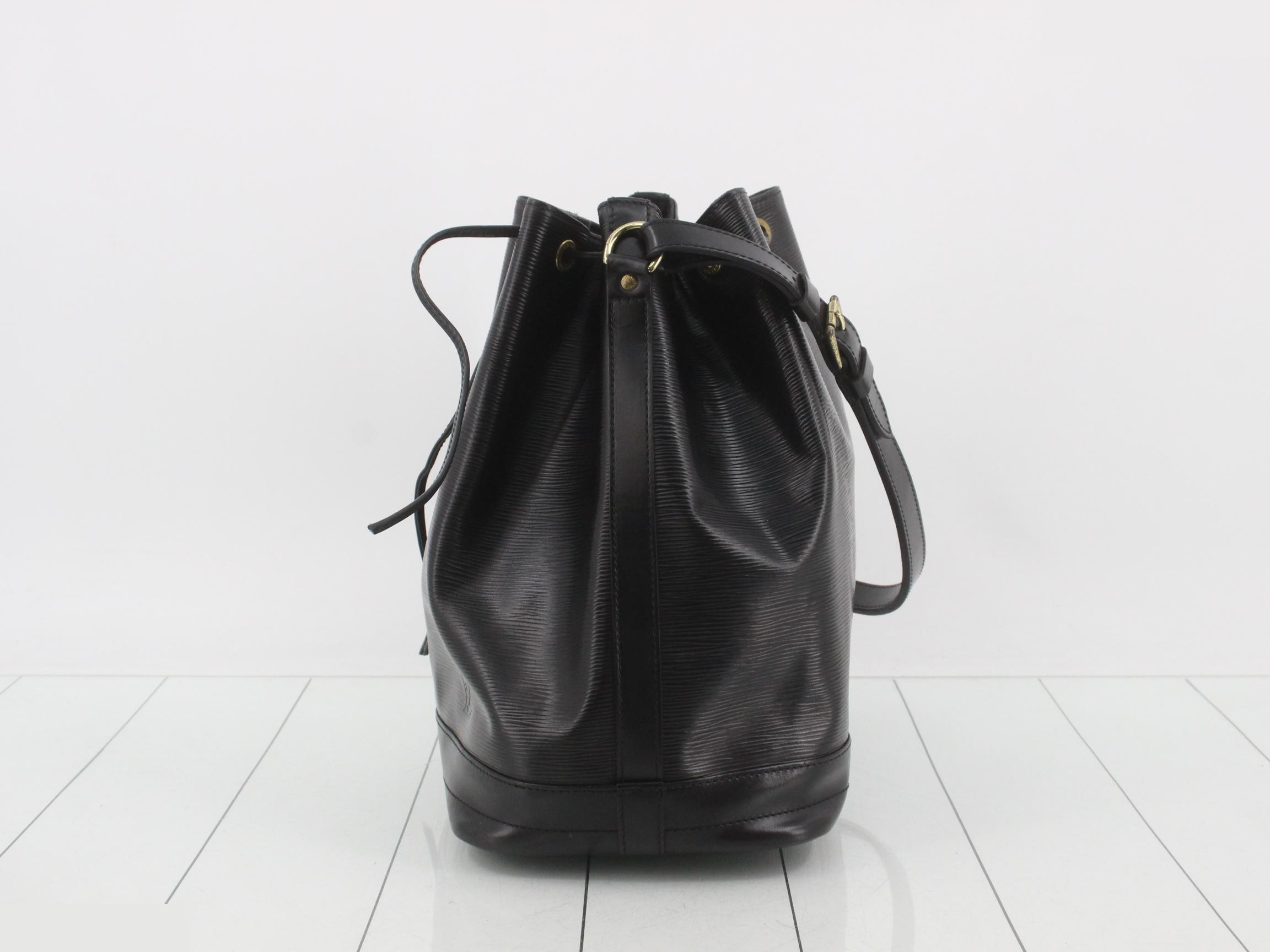Noé Noir Epi Shoulder Bag 356 — view 3