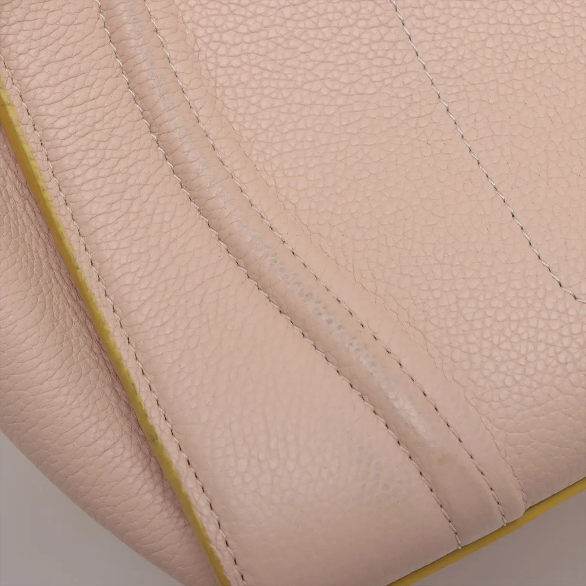 Luggage Phantom Leather Handbag Beige x Yellow — view 11