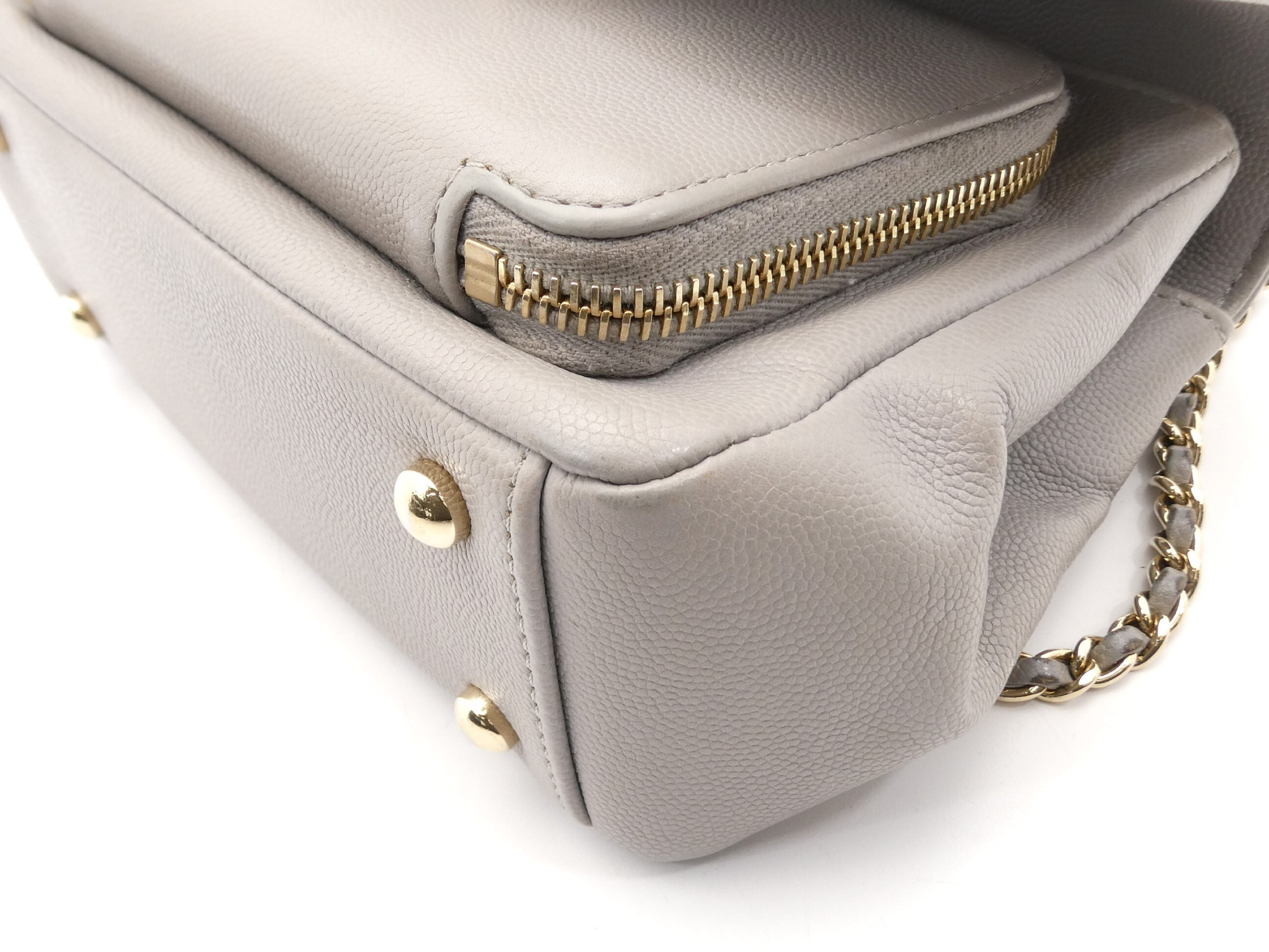 Matelassé Caviar Skin Coco Mark Turnlock Chain 2-Way Handbag — view 10