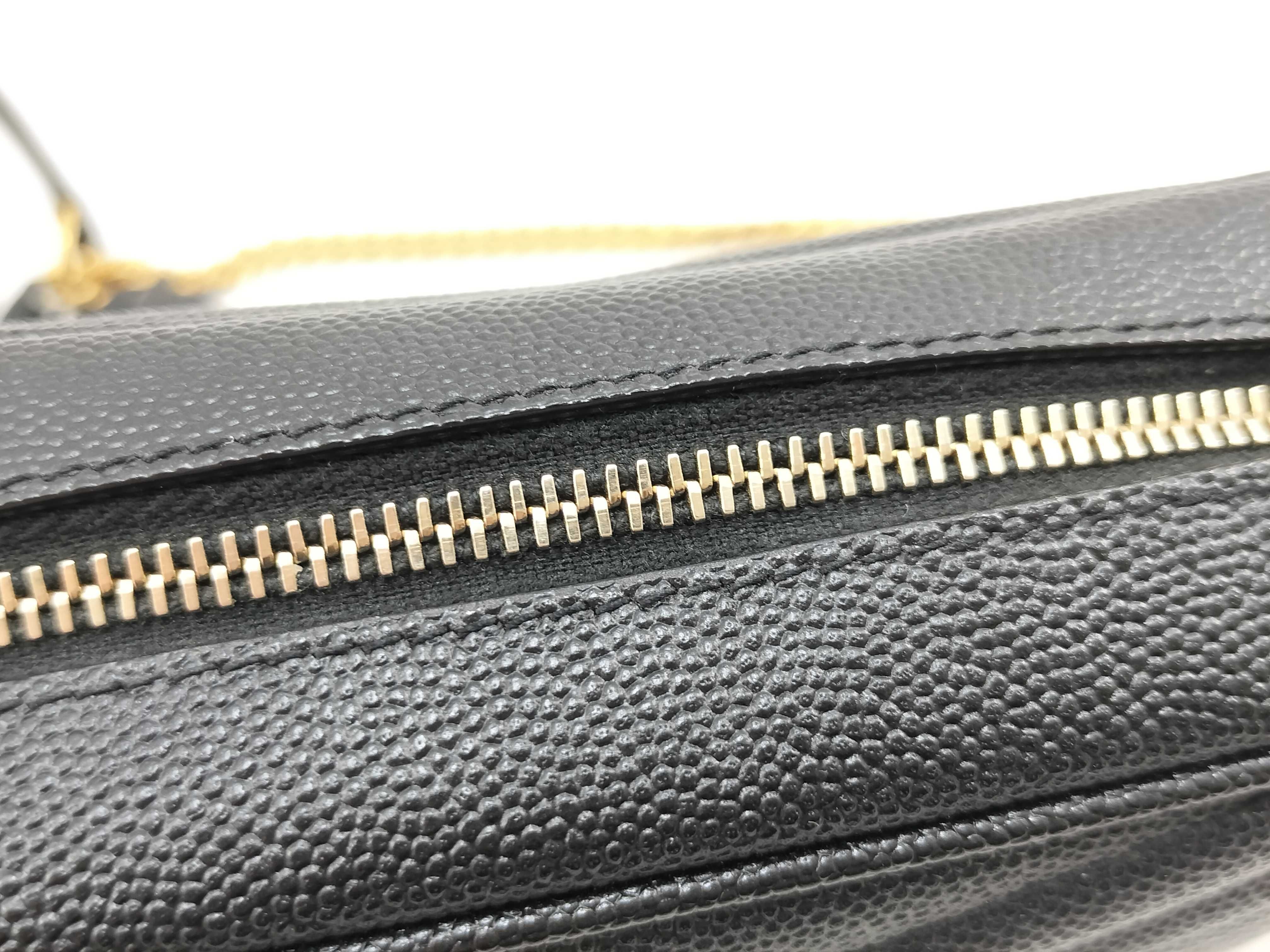 Lou Mini Bag Chain Shoulder Bag — view 10