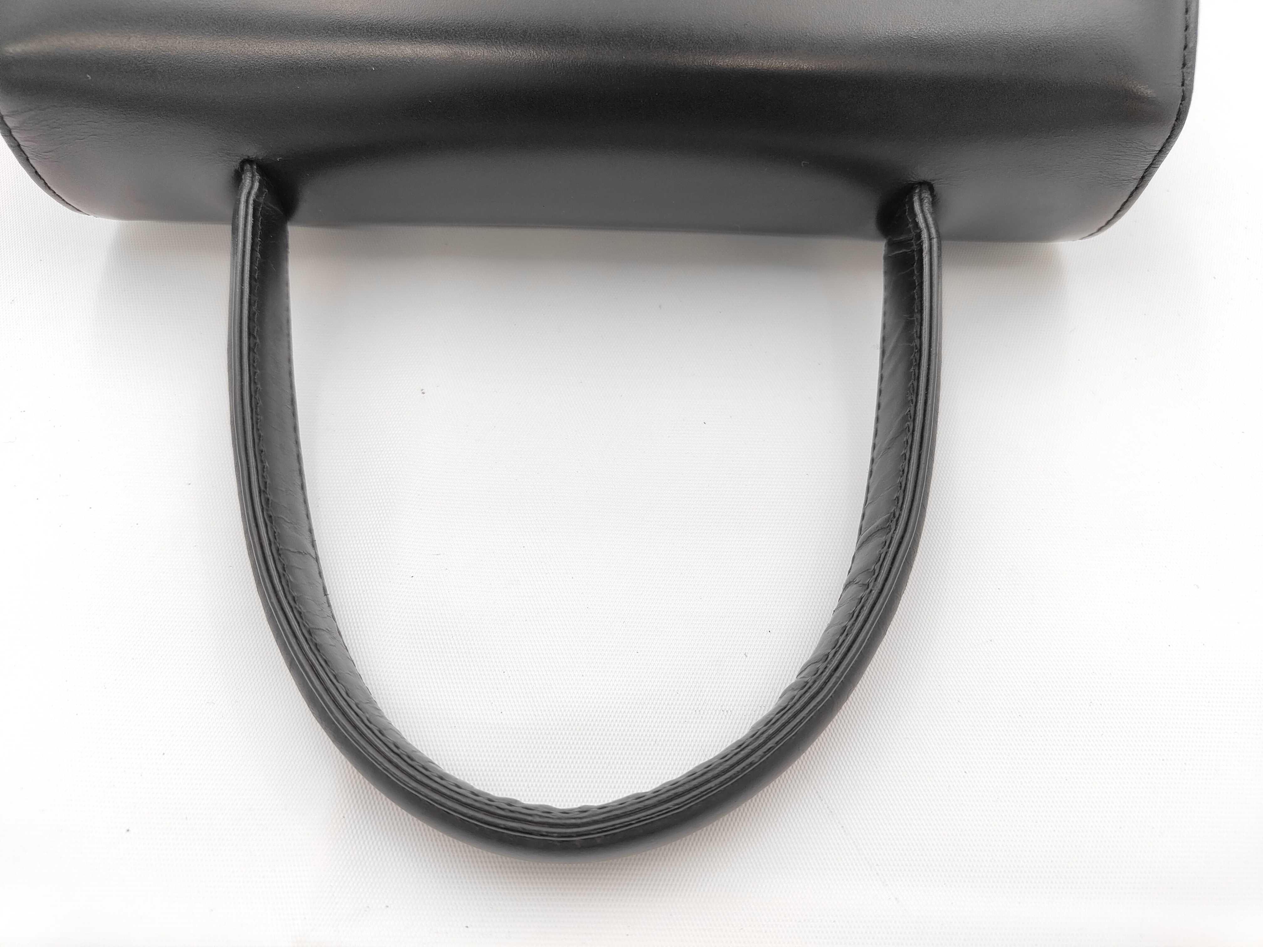 handbag — view 3