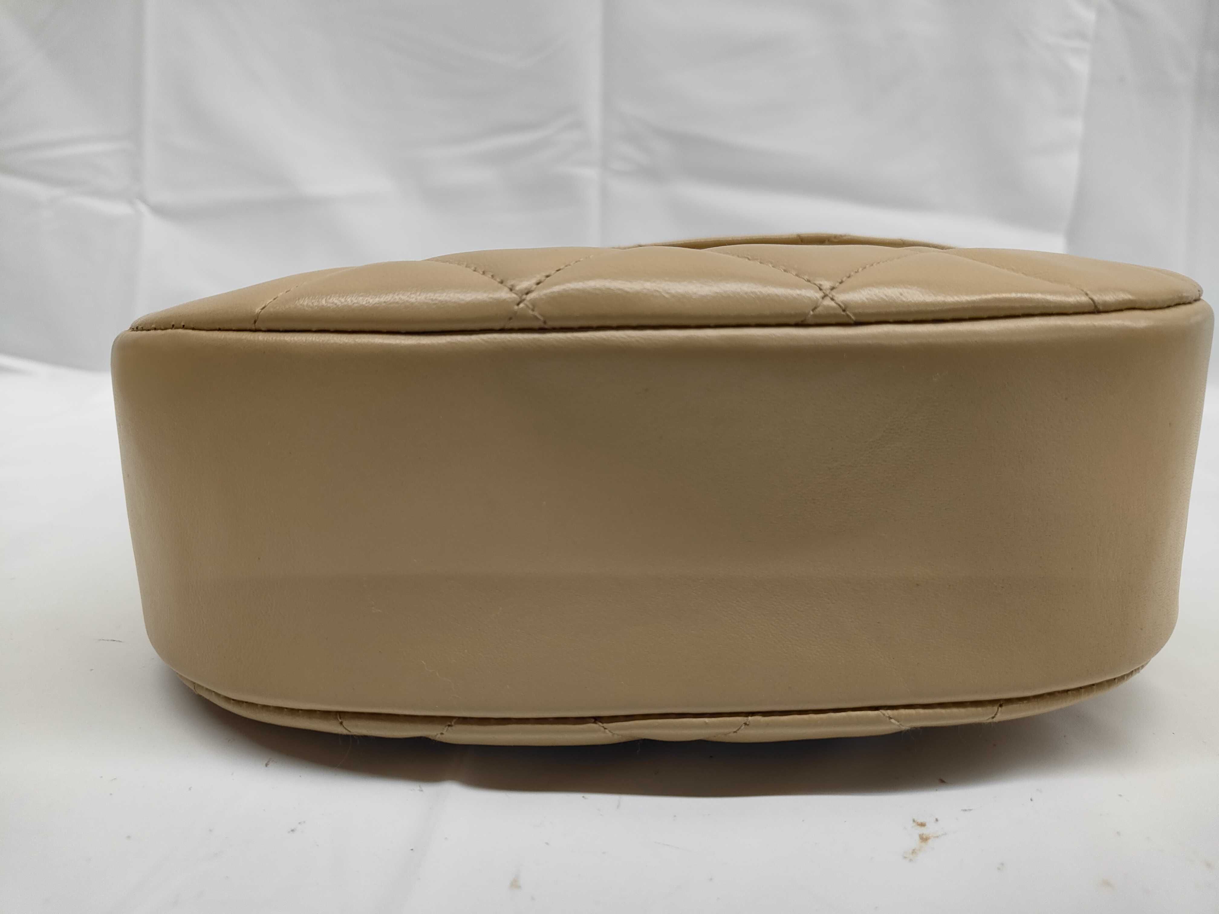 Matelassé Coco Mark Chain Shoulder Bag, Beige Shoulder Bag — view 6