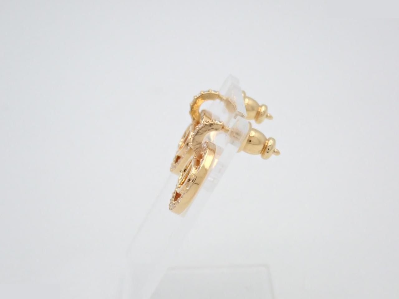 Gold earrings — view 3