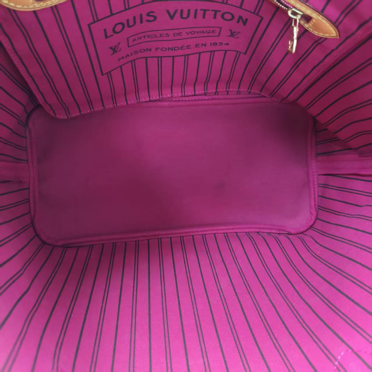 【*Shipped from: China*】LOUIS VUITTON PU Handbag — view 7