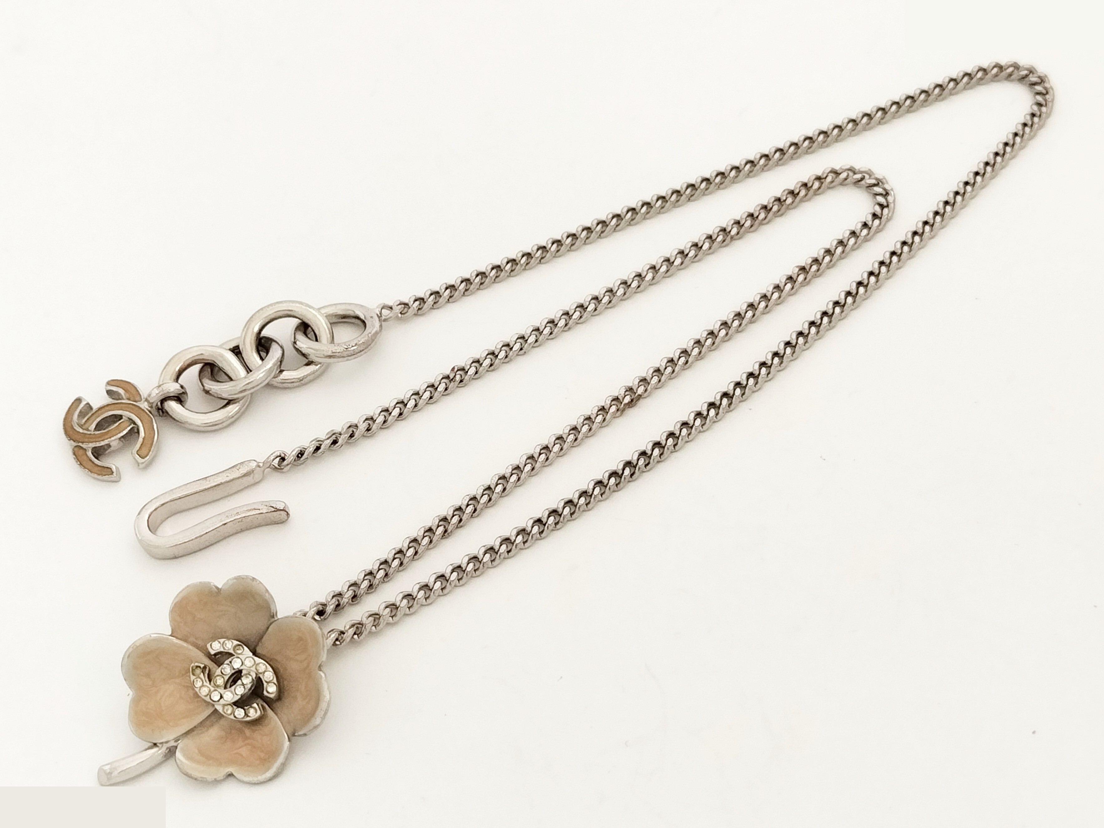 Coco Rhinestone Clover Silver Necklace Chain (approx. 44cm) — view 8