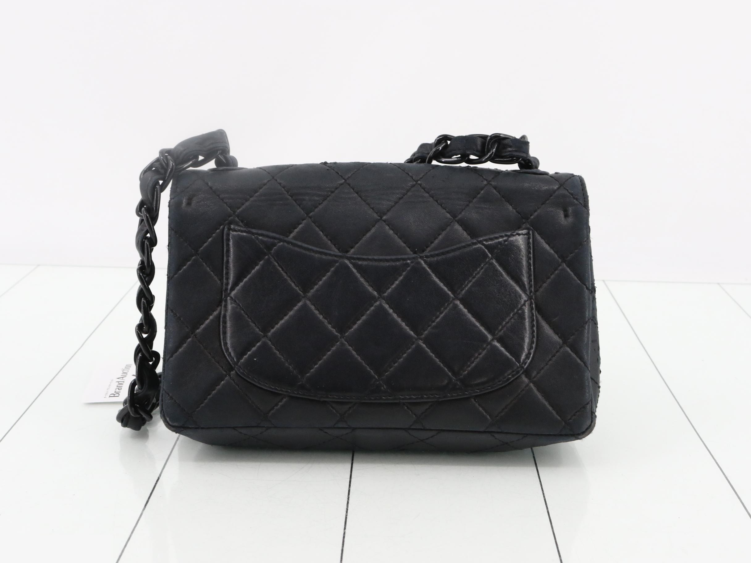 Matelassé Leather Turnlock Chain Shoulder Bag — view 2