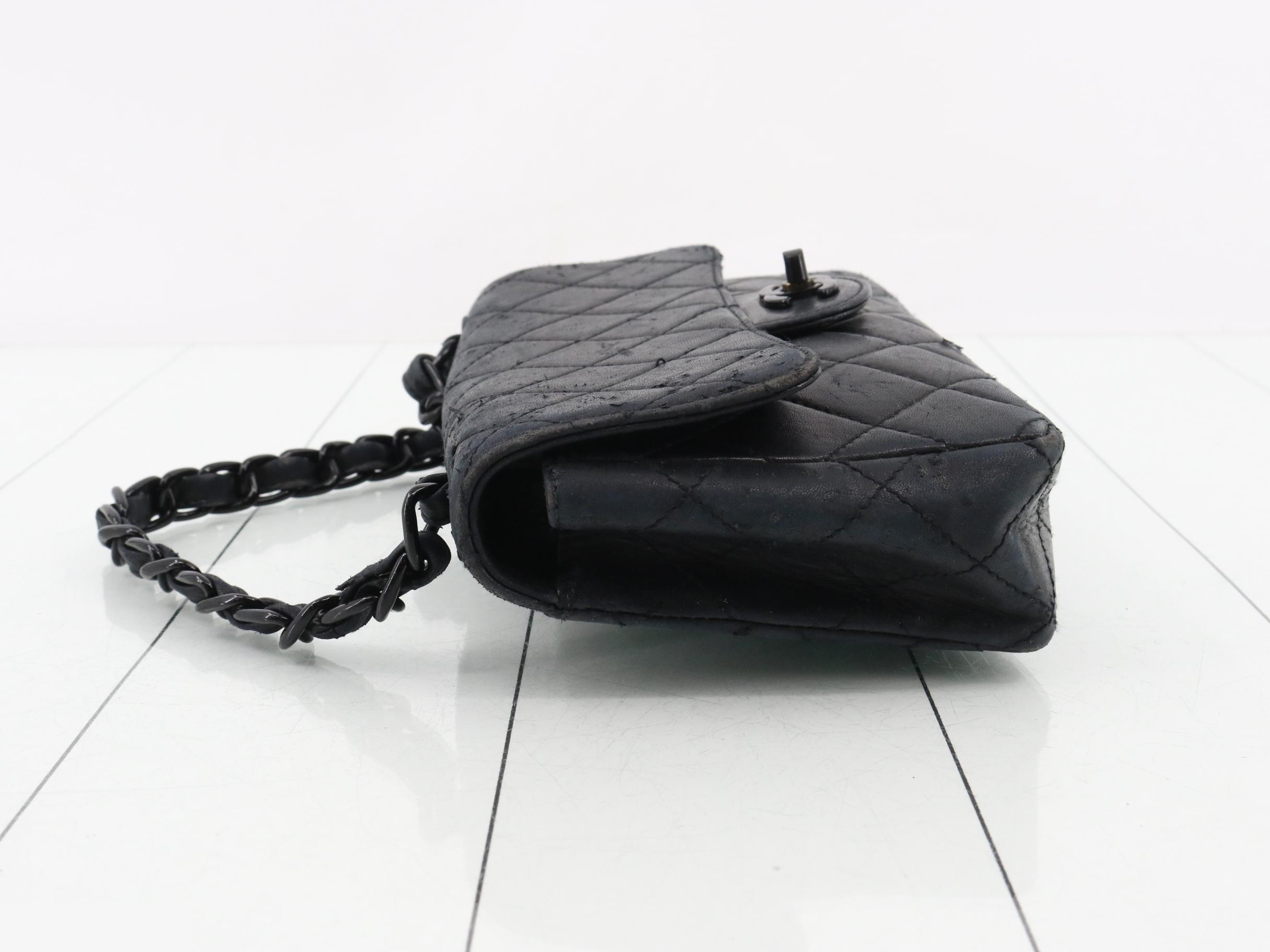 Matelassé Leather Turnlock Chain Shoulder Bag — view 4