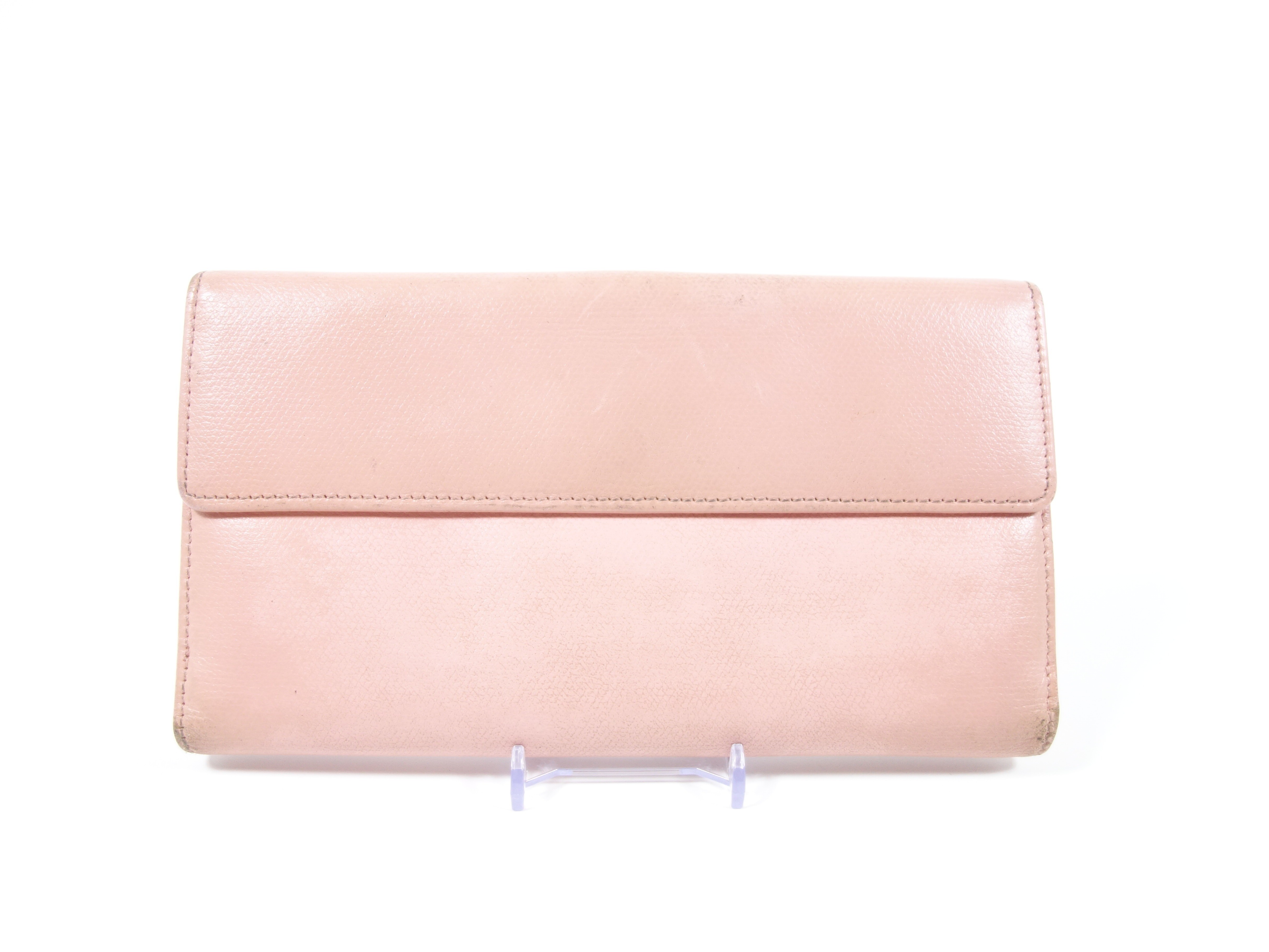 wallet — view 2
