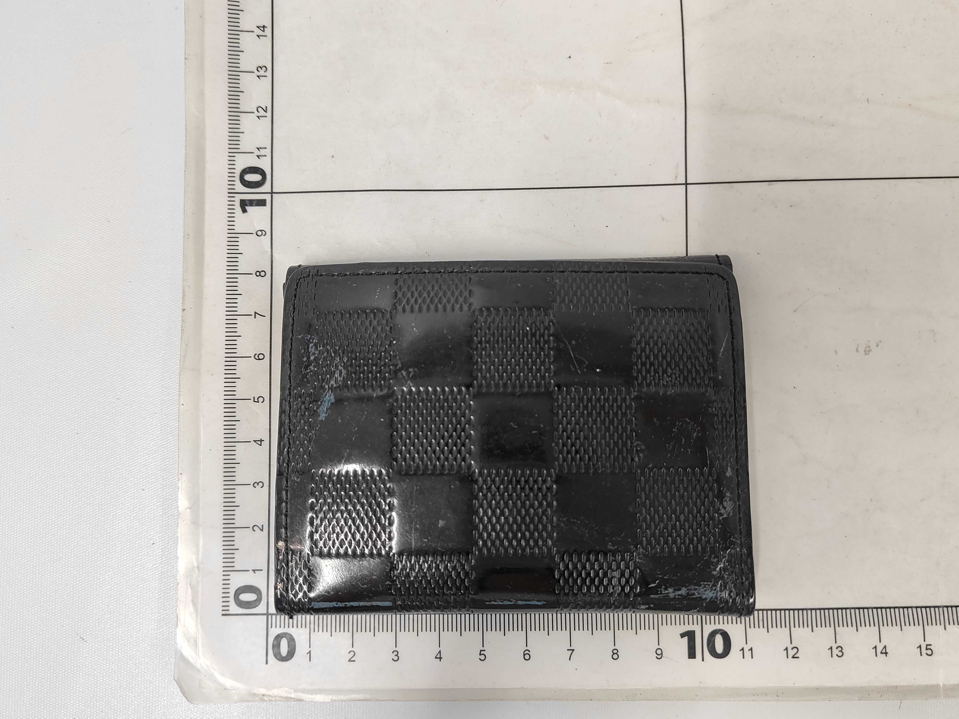 Damier Vernis M92134 Ludlow Coin Case — view 2