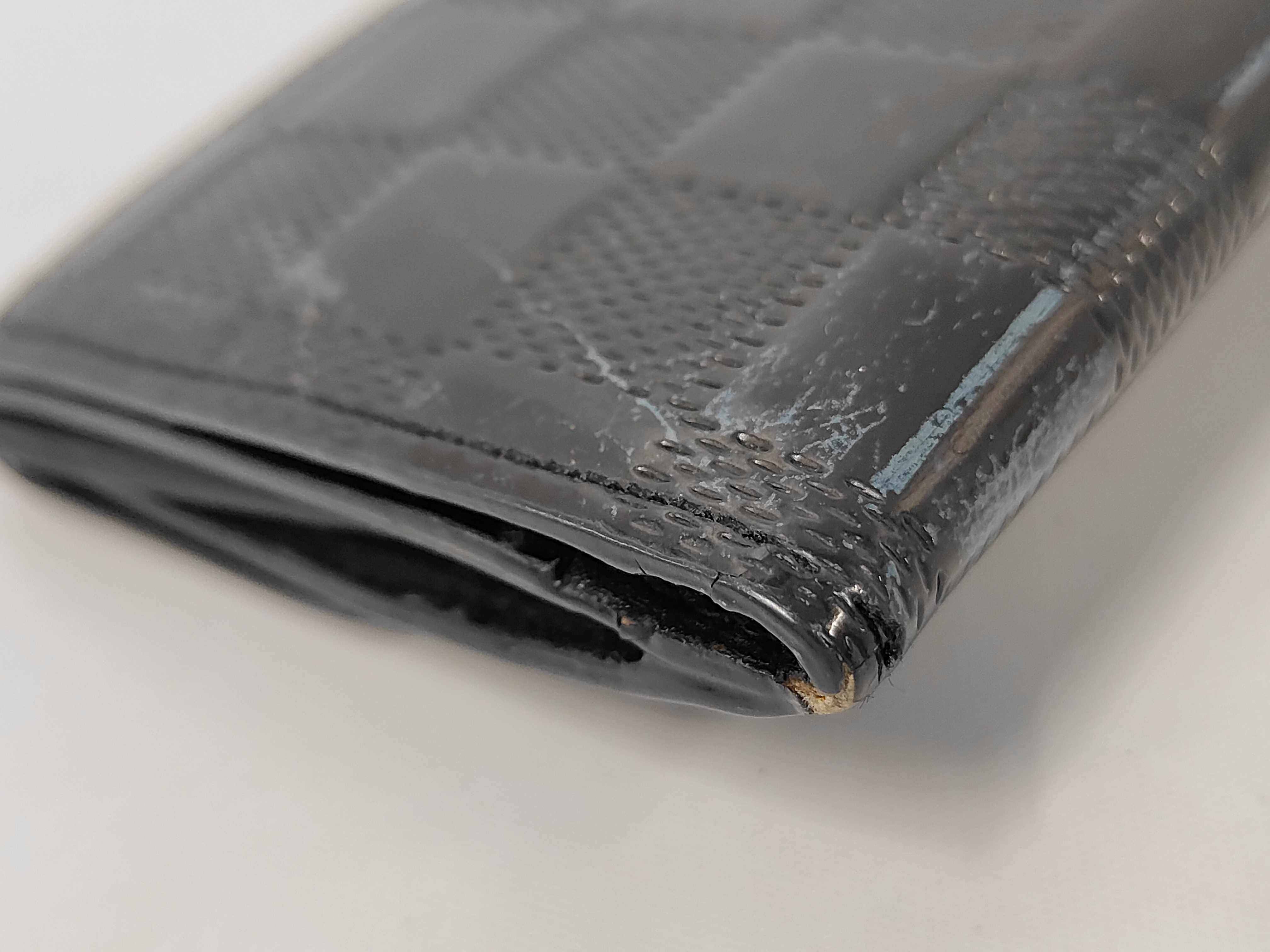 Damier Vernis M92134 Ludlow Coin Case — view 3