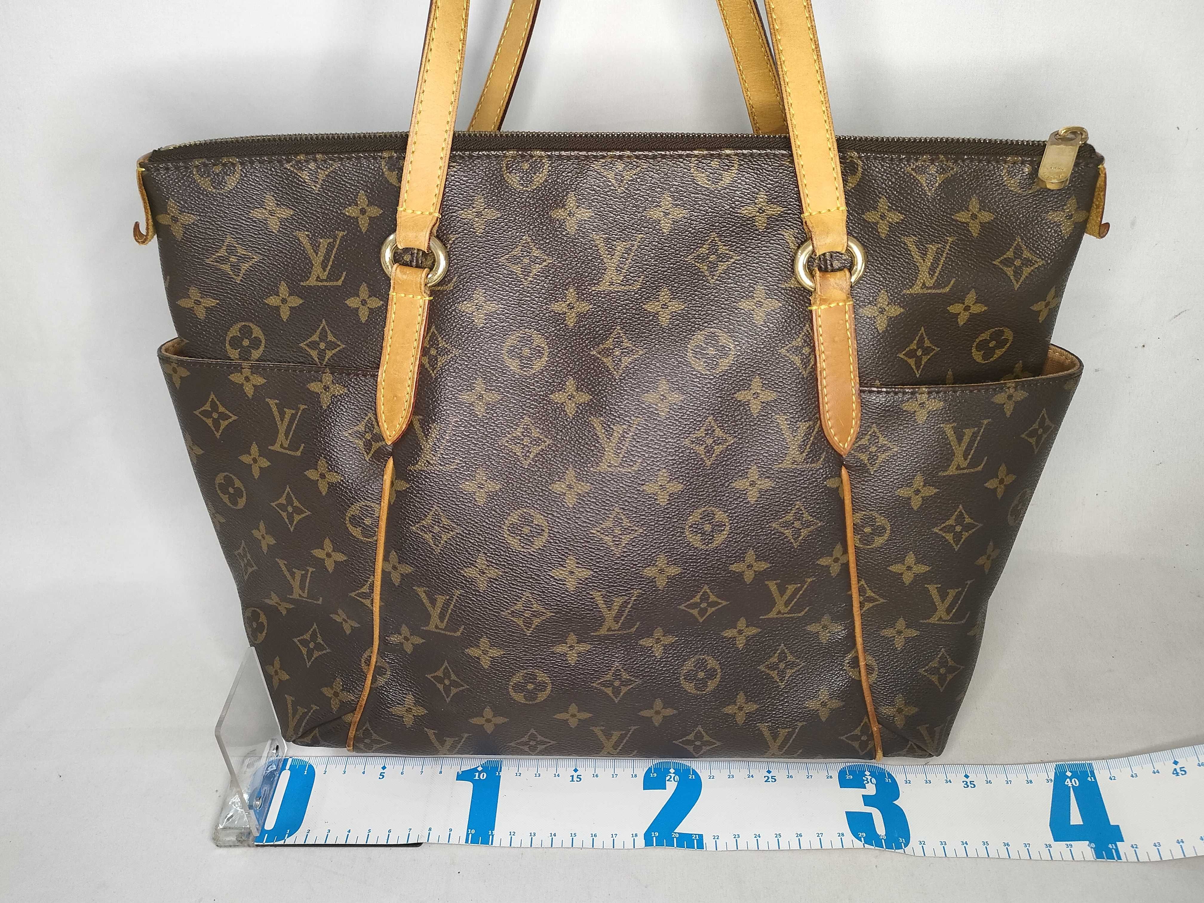 Monogram Totally MM M56689 MB2130 Brown Shoulder Bag — view 2