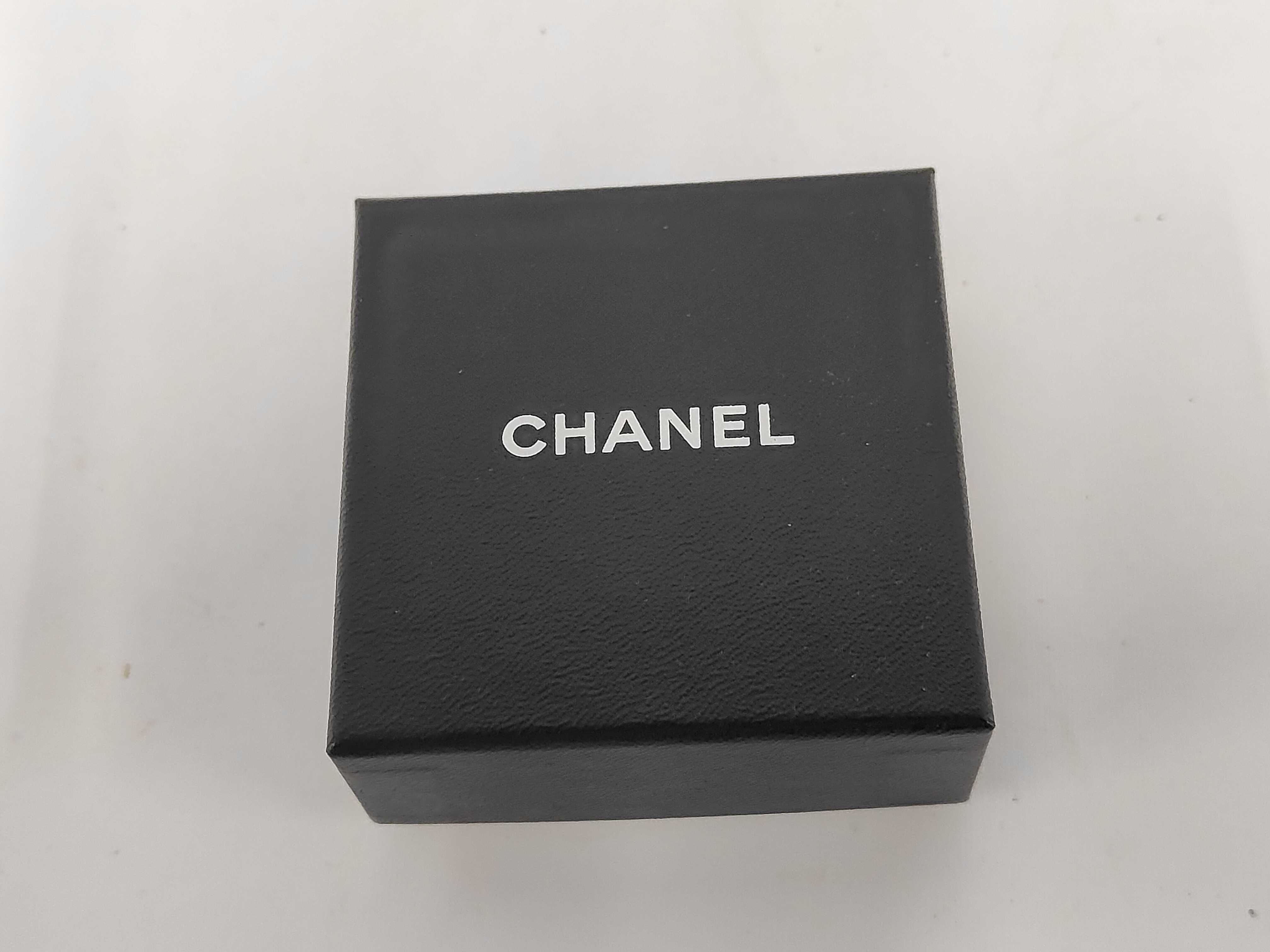 GP Gold 96P Coco Mark Earrings — view 7