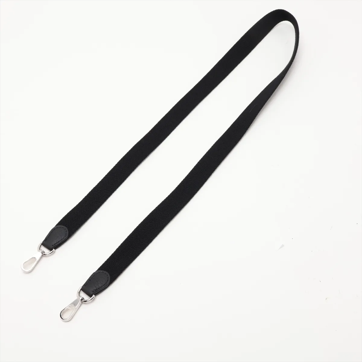 Evelyne 16 TPM Amazon Taurillon Clemence Black Silver Hardware (Stamp unclear) — view 5