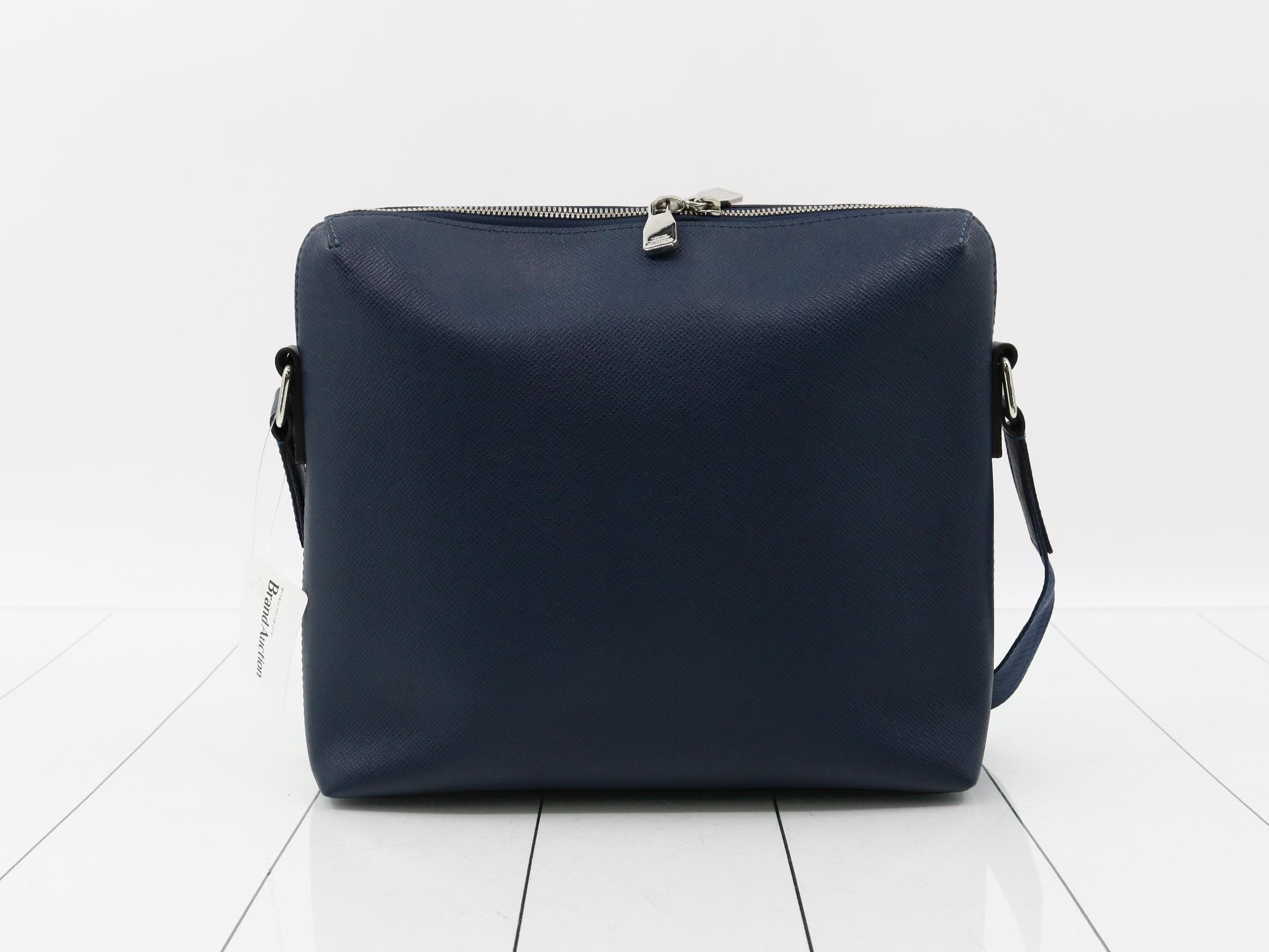 Taiga Grigori Messenger PM Ocean Shoulder Bag — view 2
